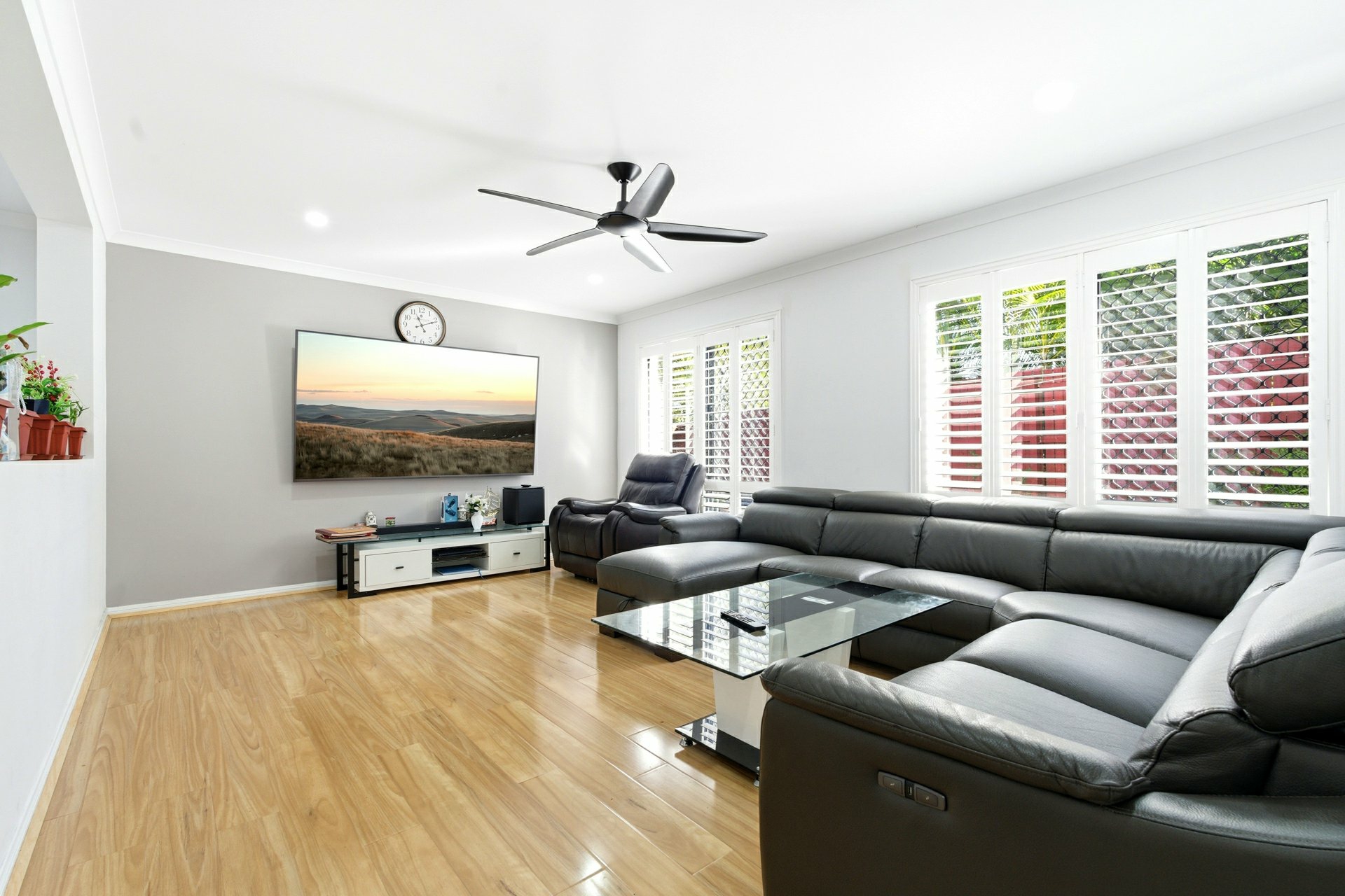 189 Lakeside Avenue — photo 7 of 16