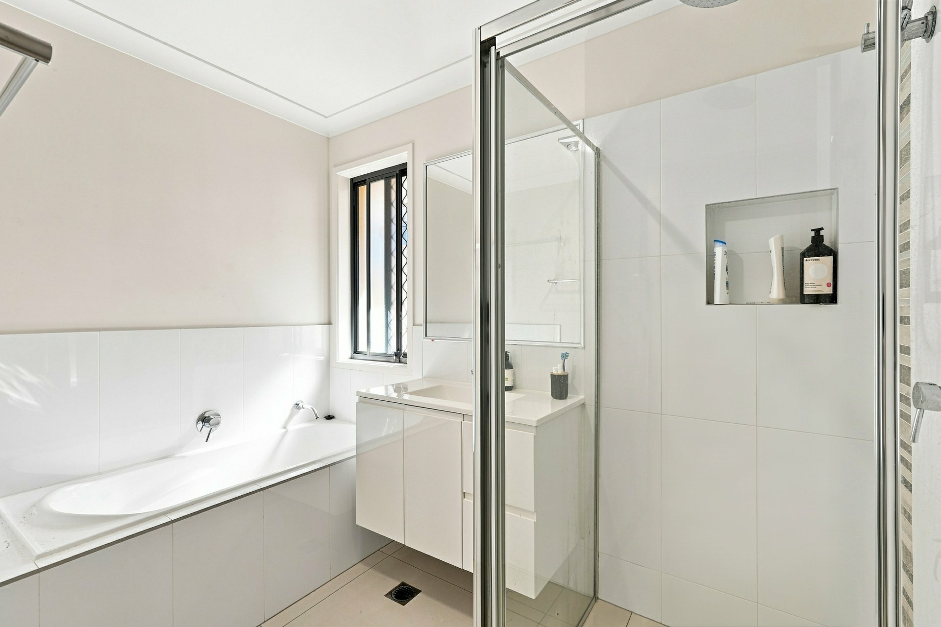 11 Hillard Street — photo 8 of 20