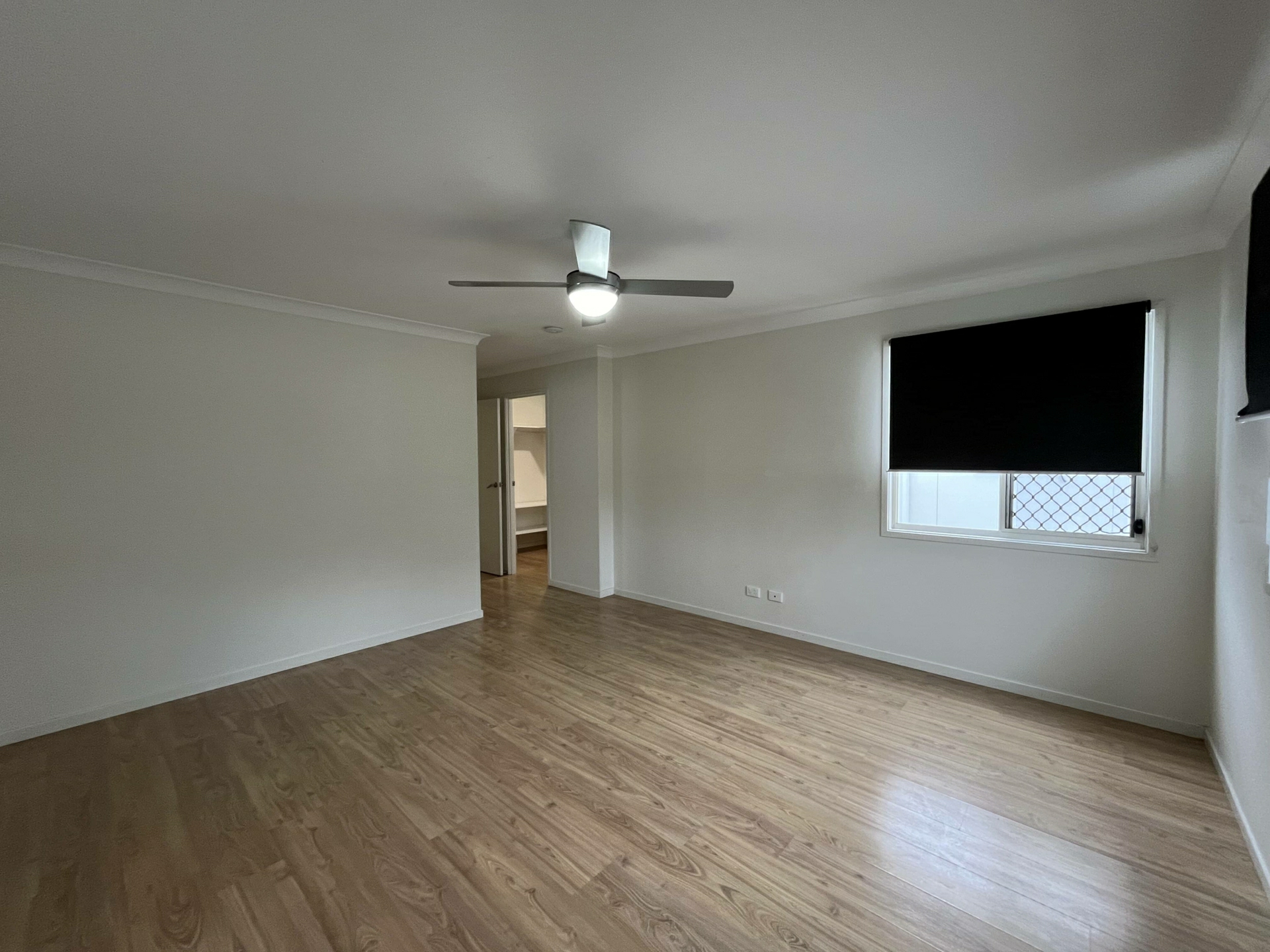 6 Willow Road West — photo 6 of 21