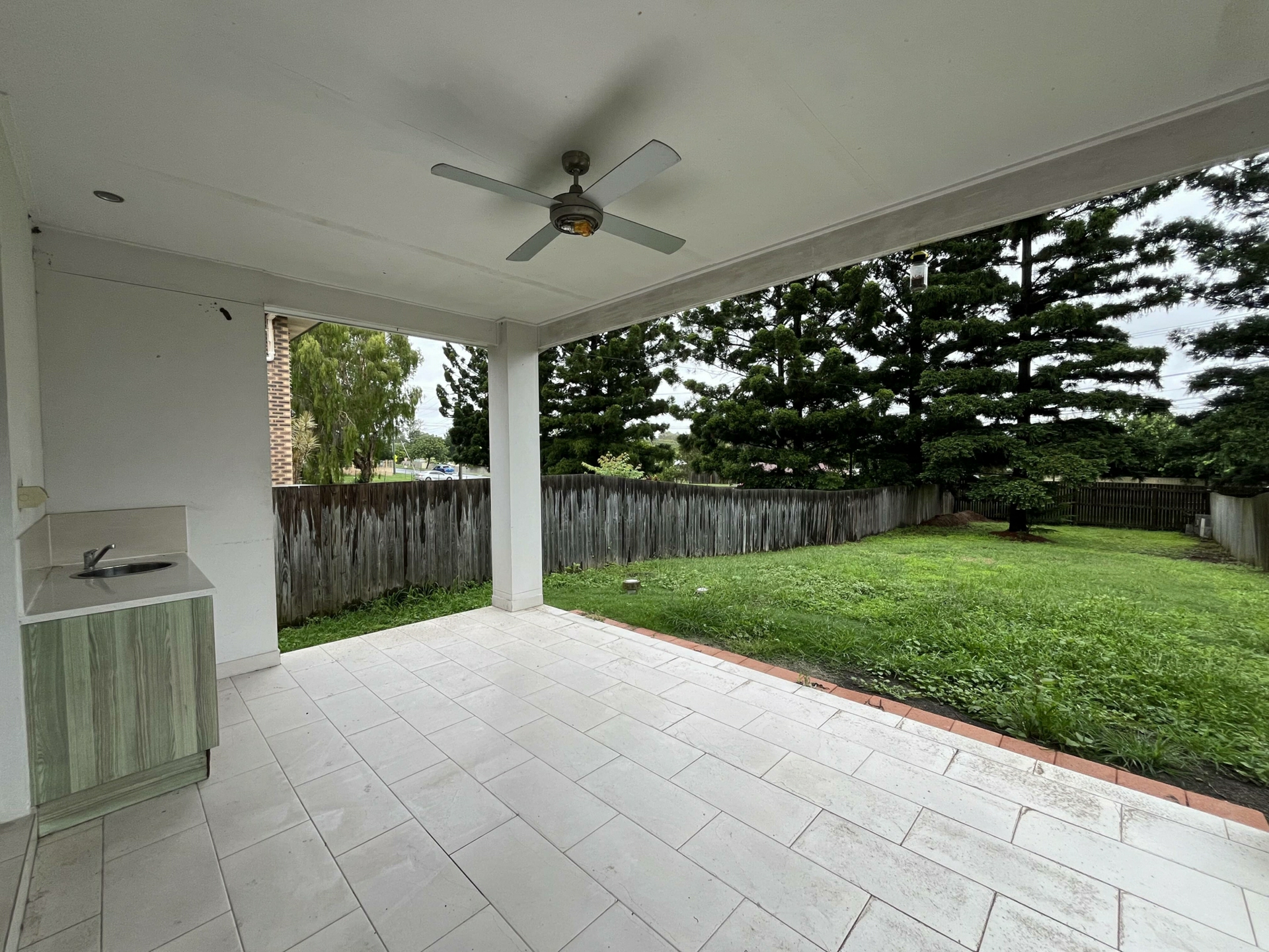 6 Willow Road West — photo 10 of 21