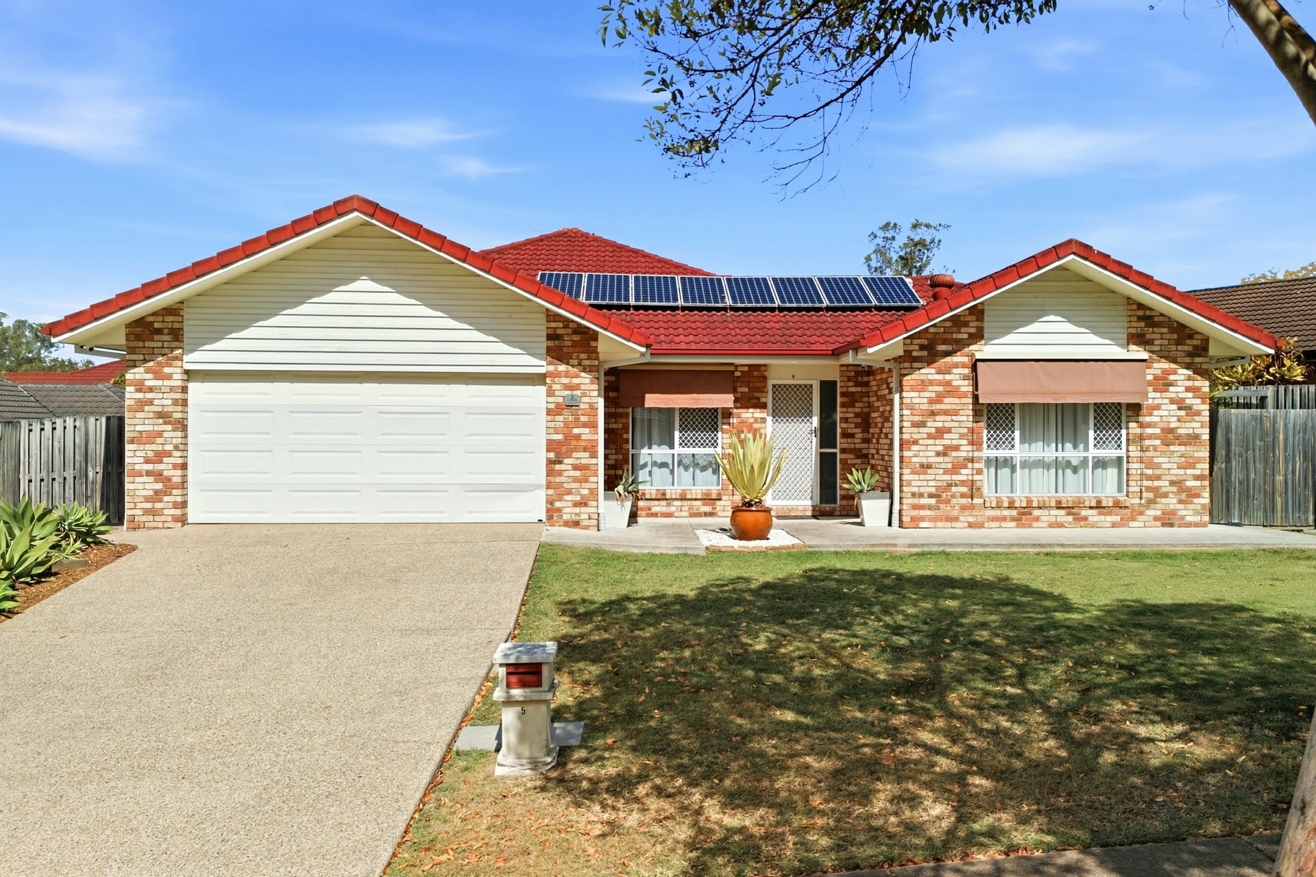 5 Carney Circuit — photo from LJ Hooker Browns Plains
