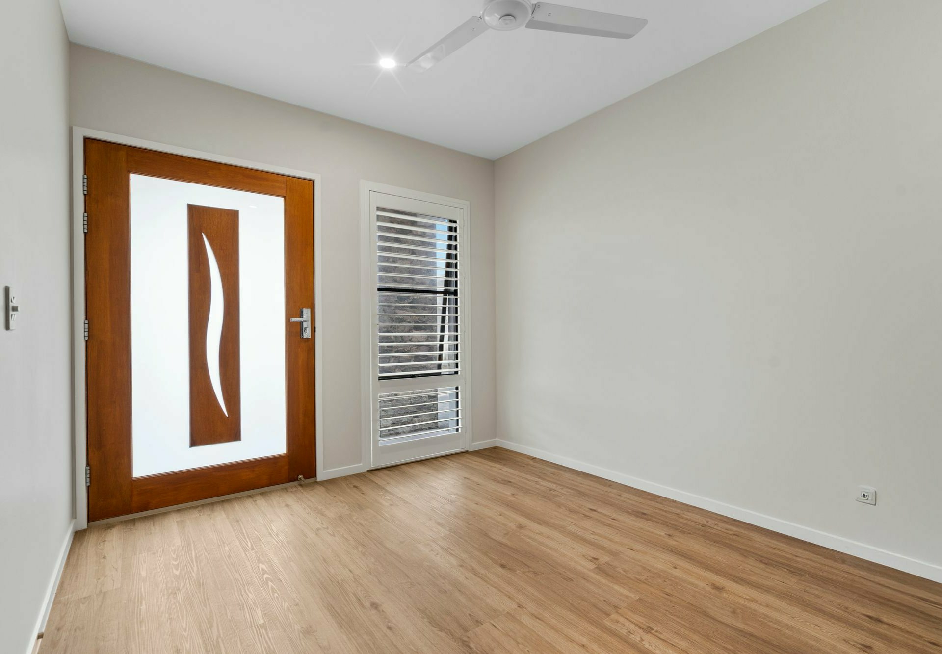 17 Zeil Crescent — photo 2 of 23