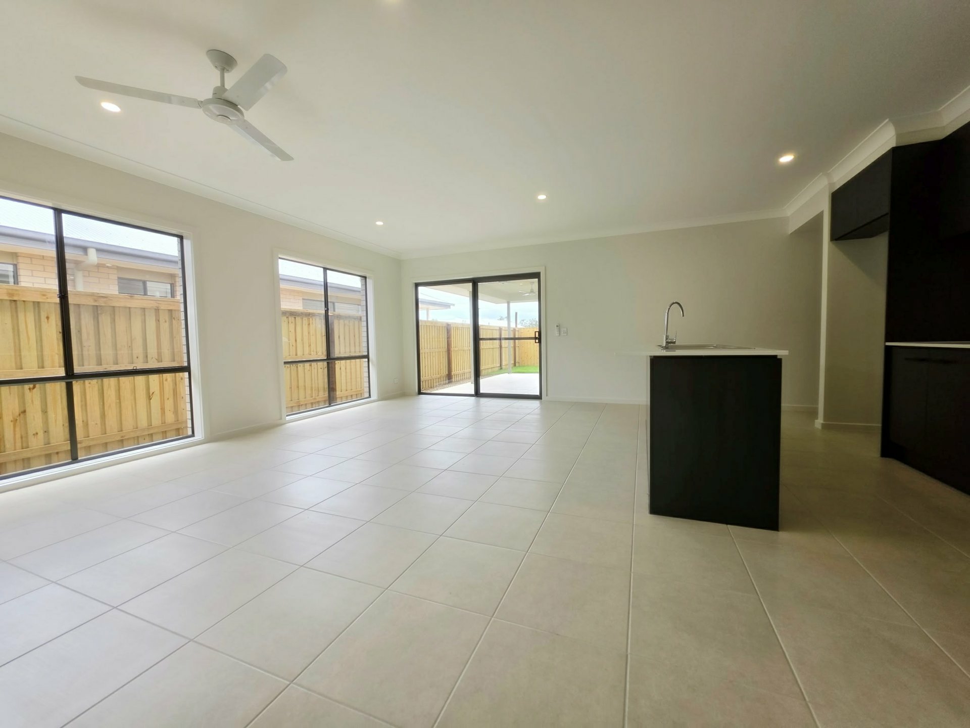 66 Greenhaven Boulevard — photo 7 of 30