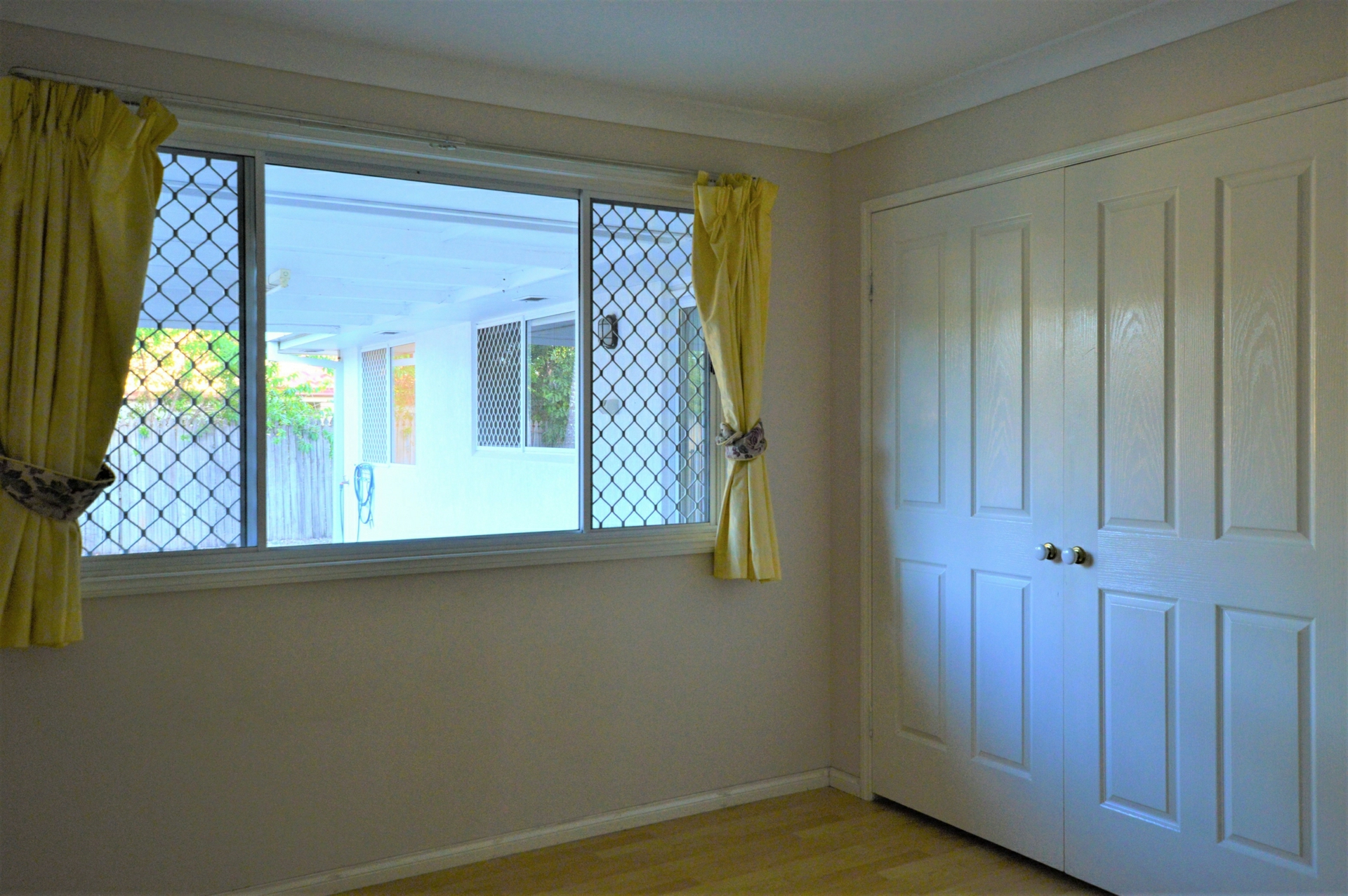 17 Solandra Crescent — photo 10 of 17