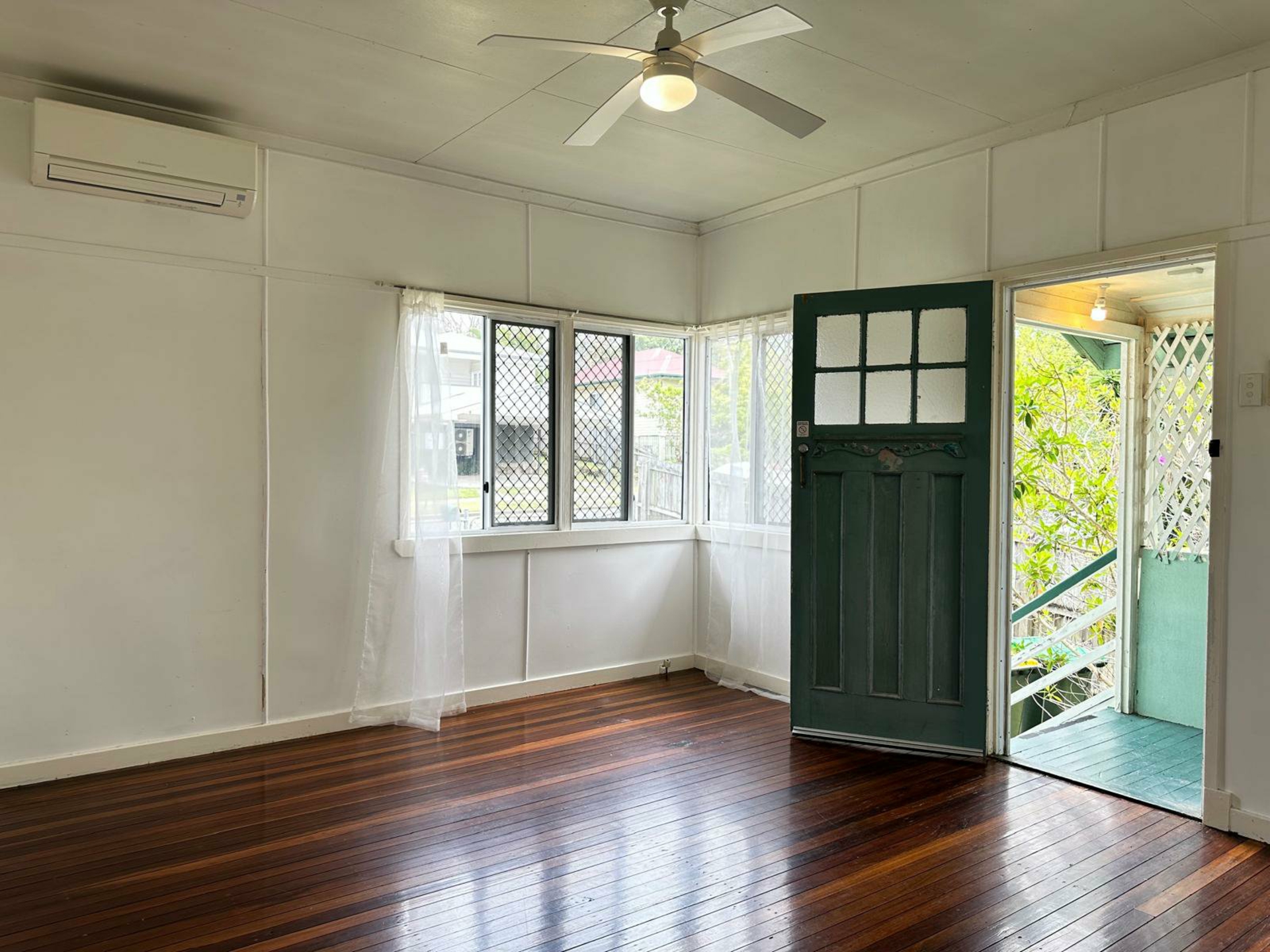 25 Ferricks Street — photo 2 of 14