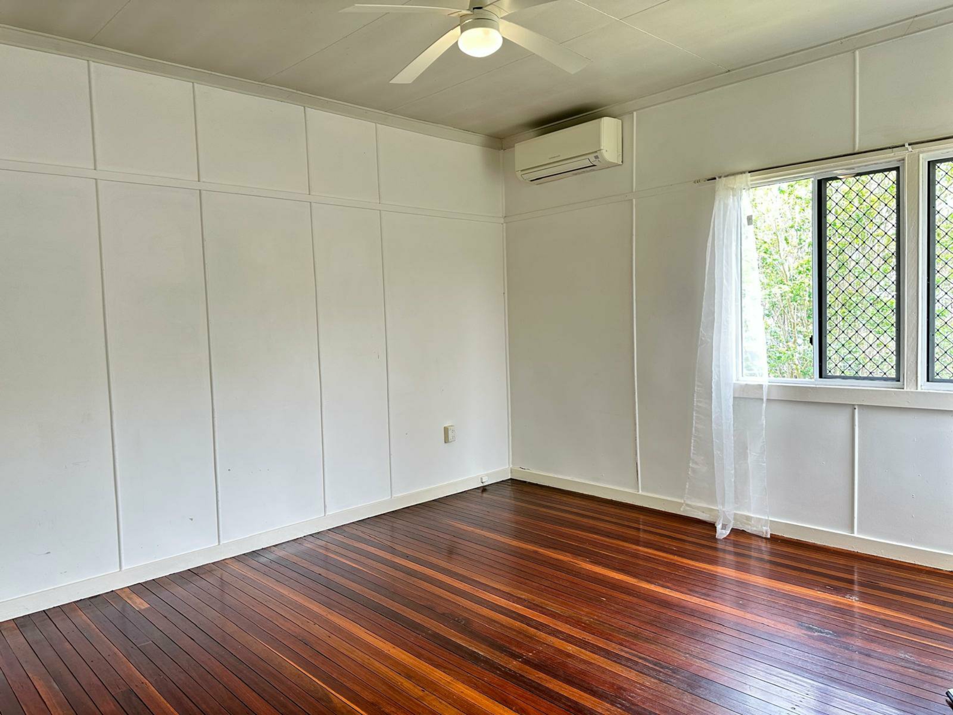 25 Ferricks Street — photo 5 of 14