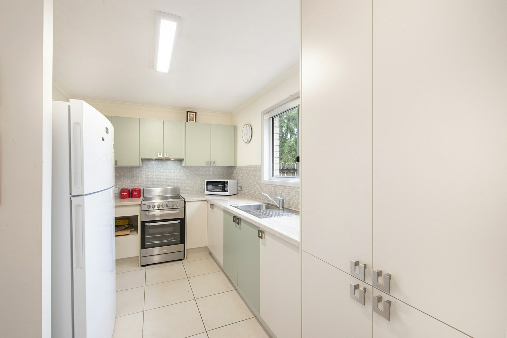 Unit 52/15 Vitko Street — photo 4 of 12