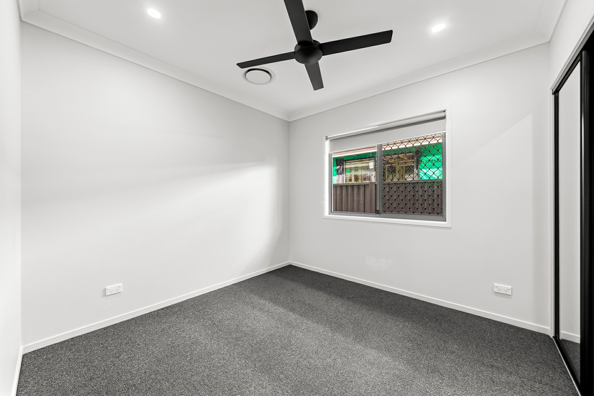 23/53 Crossacres Street — photo 12 of 19