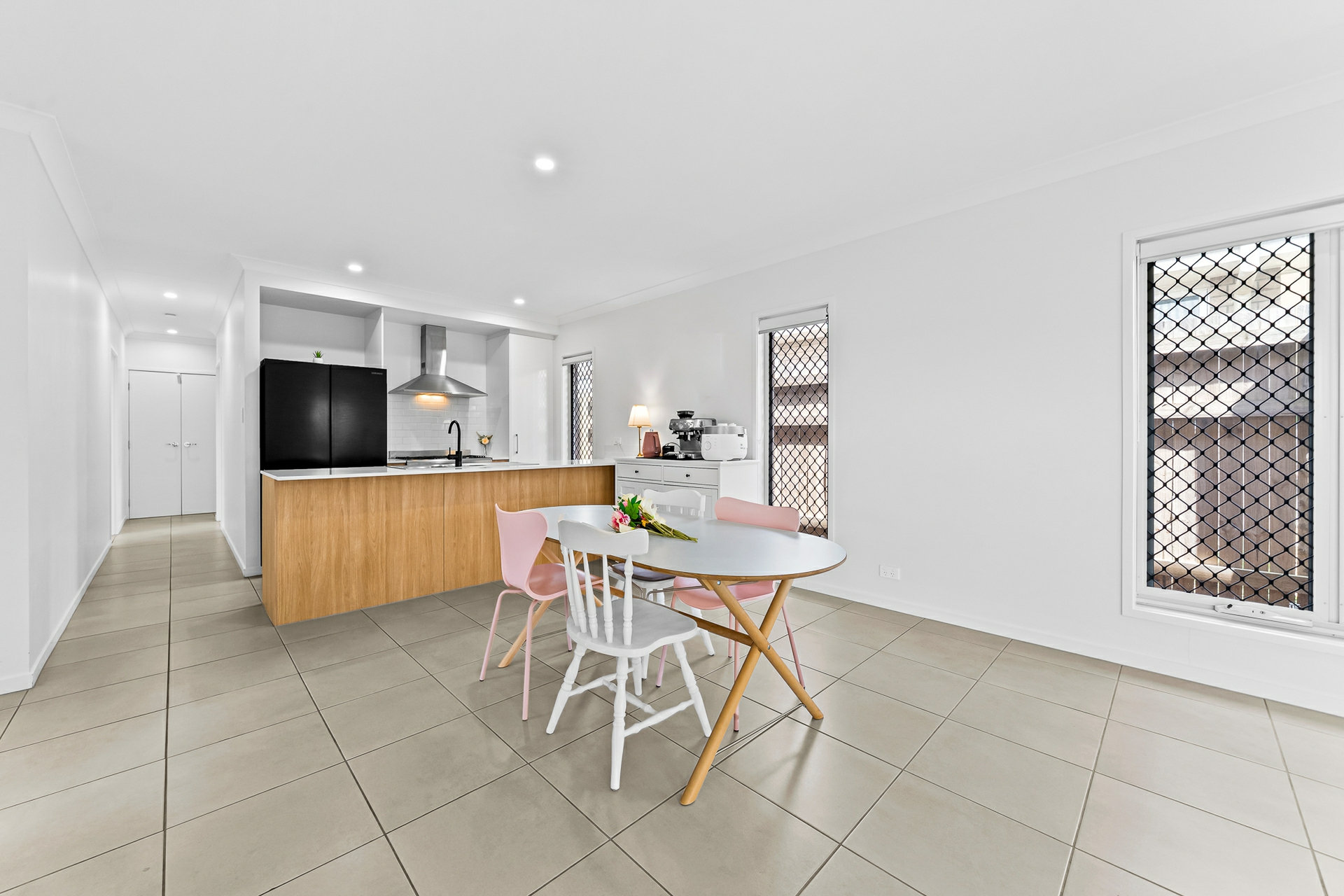 9 Zenith Place — photo 4 of 20