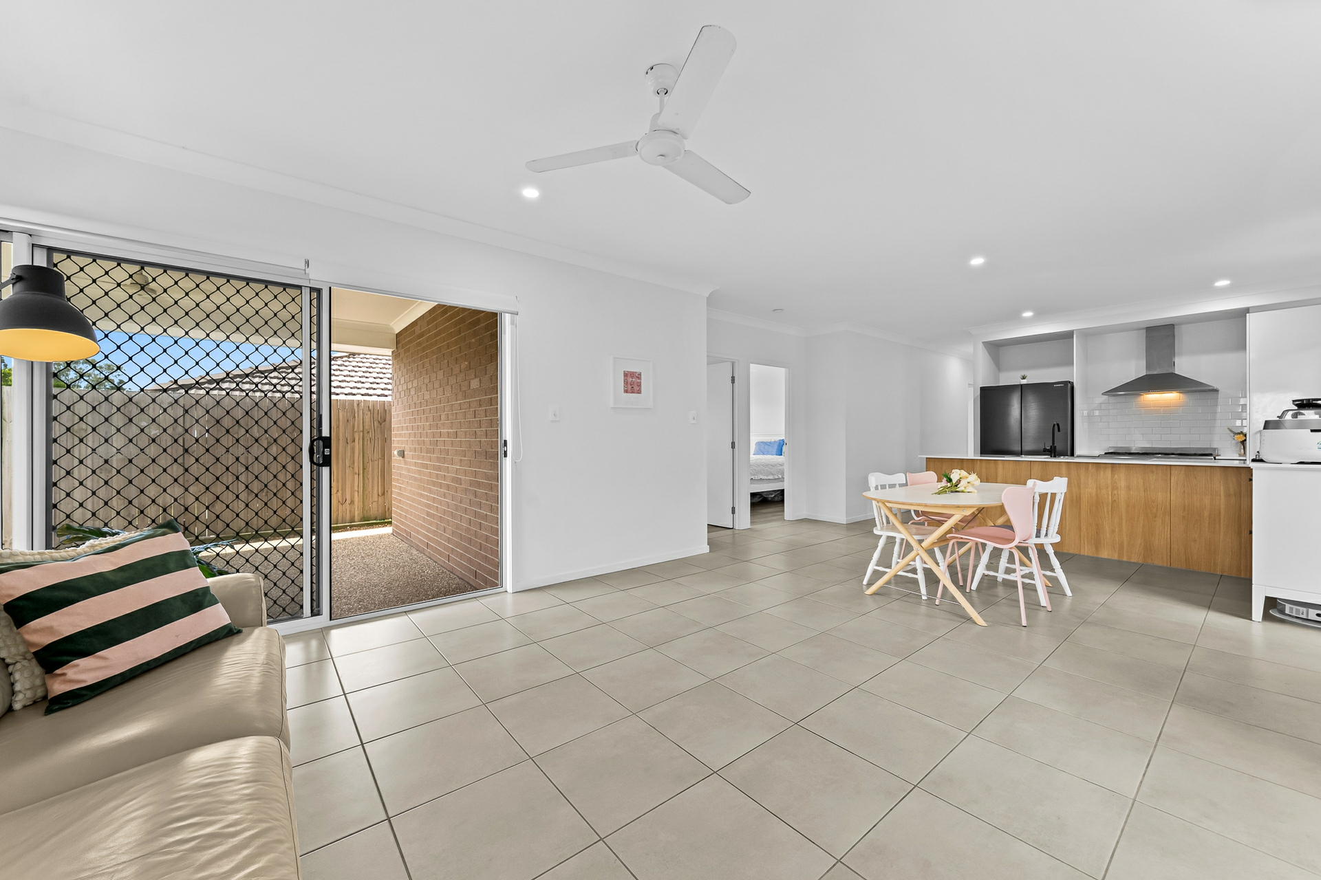 9 Zenith Place — photo 5 of 20