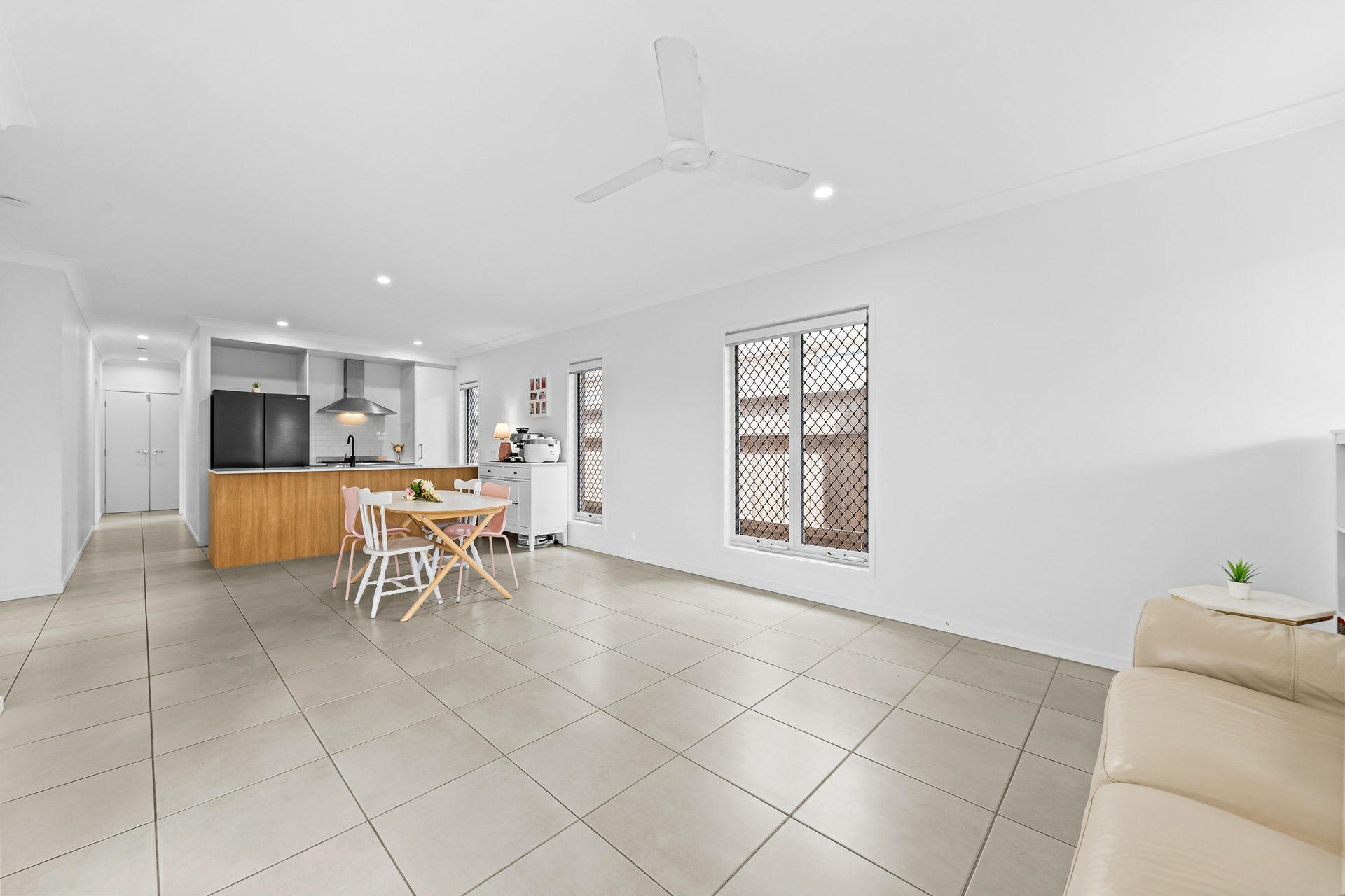 9 Zenith Place — photo 6 of 20