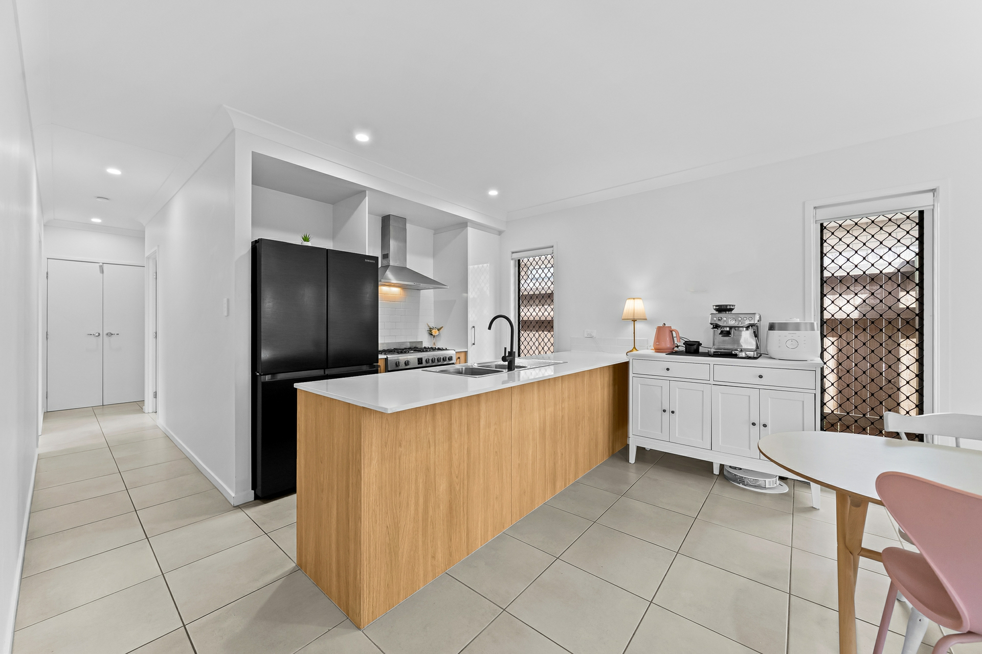 9 Zenith Place — photo 7 of 20