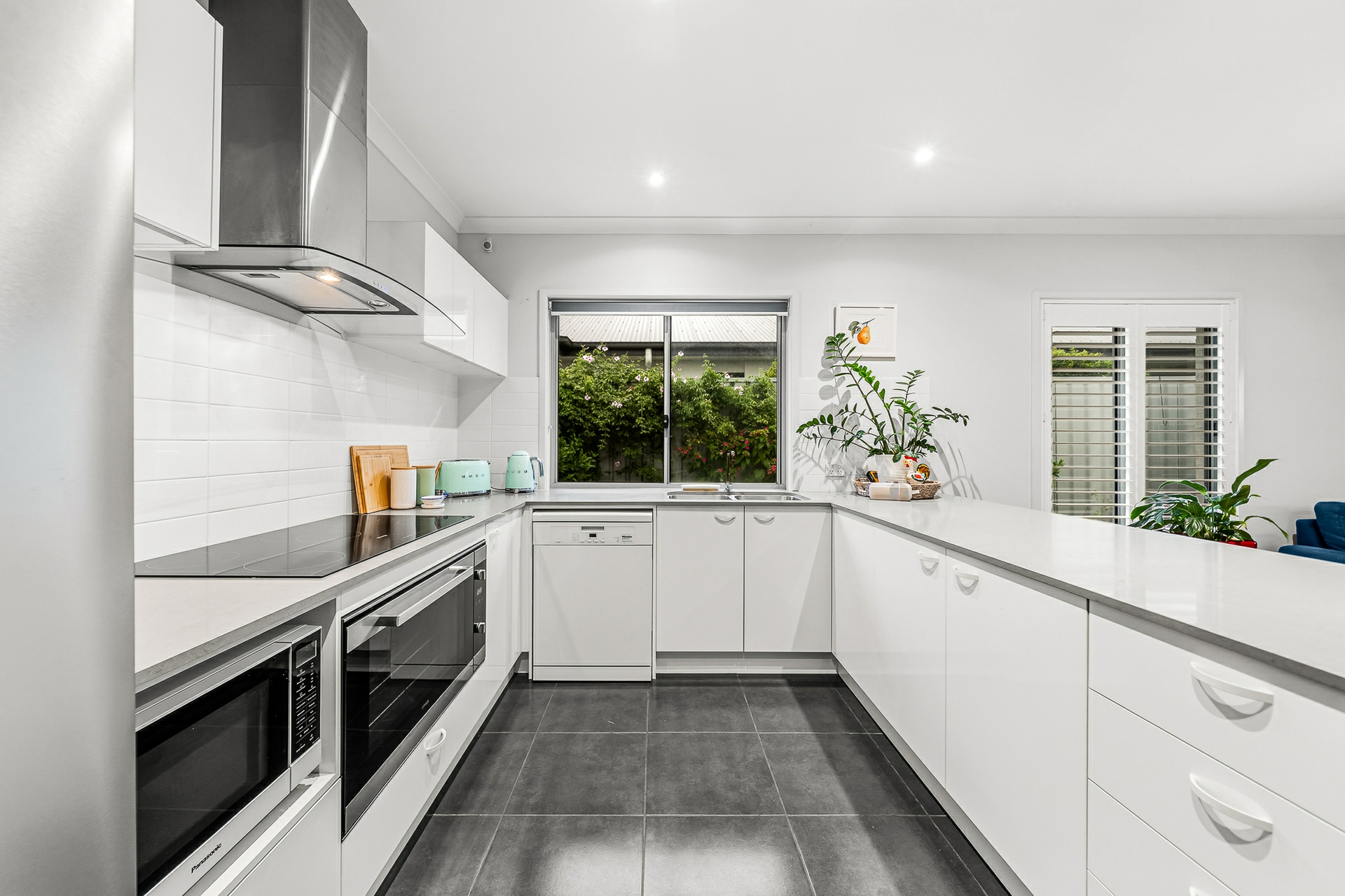 31 Whitehaven Street — photo 6 of 17