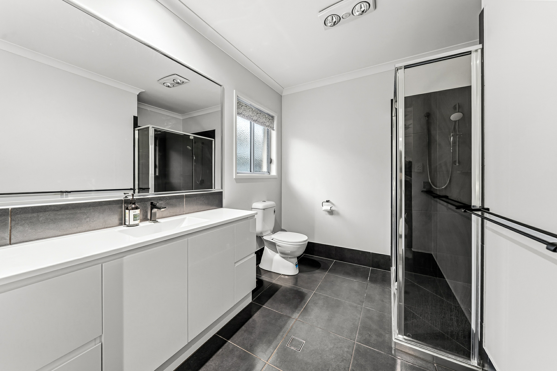 31 Whitehaven Street — photo 11 of 17