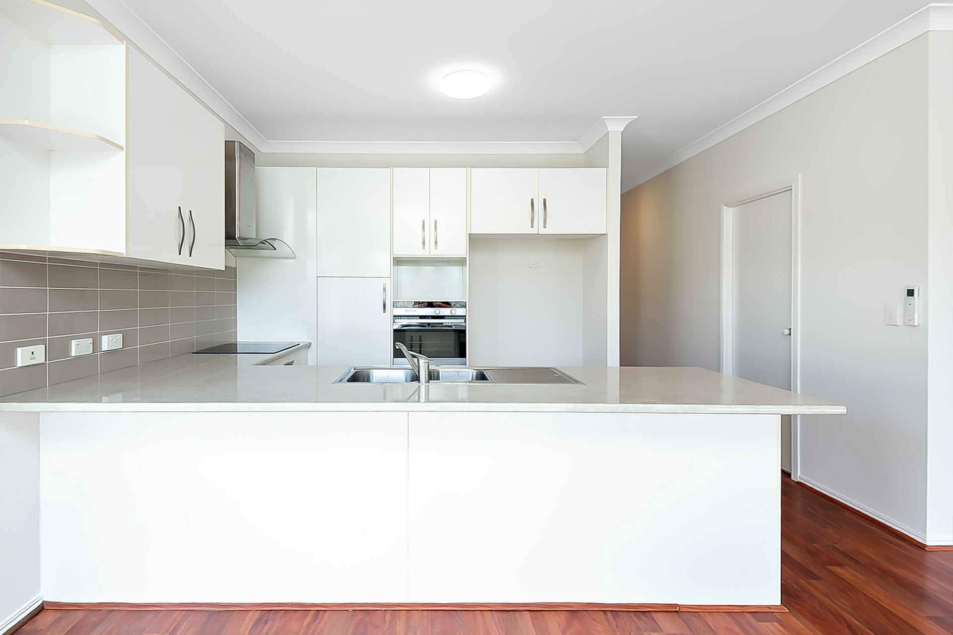 58 St James Street — photo 7 of 12