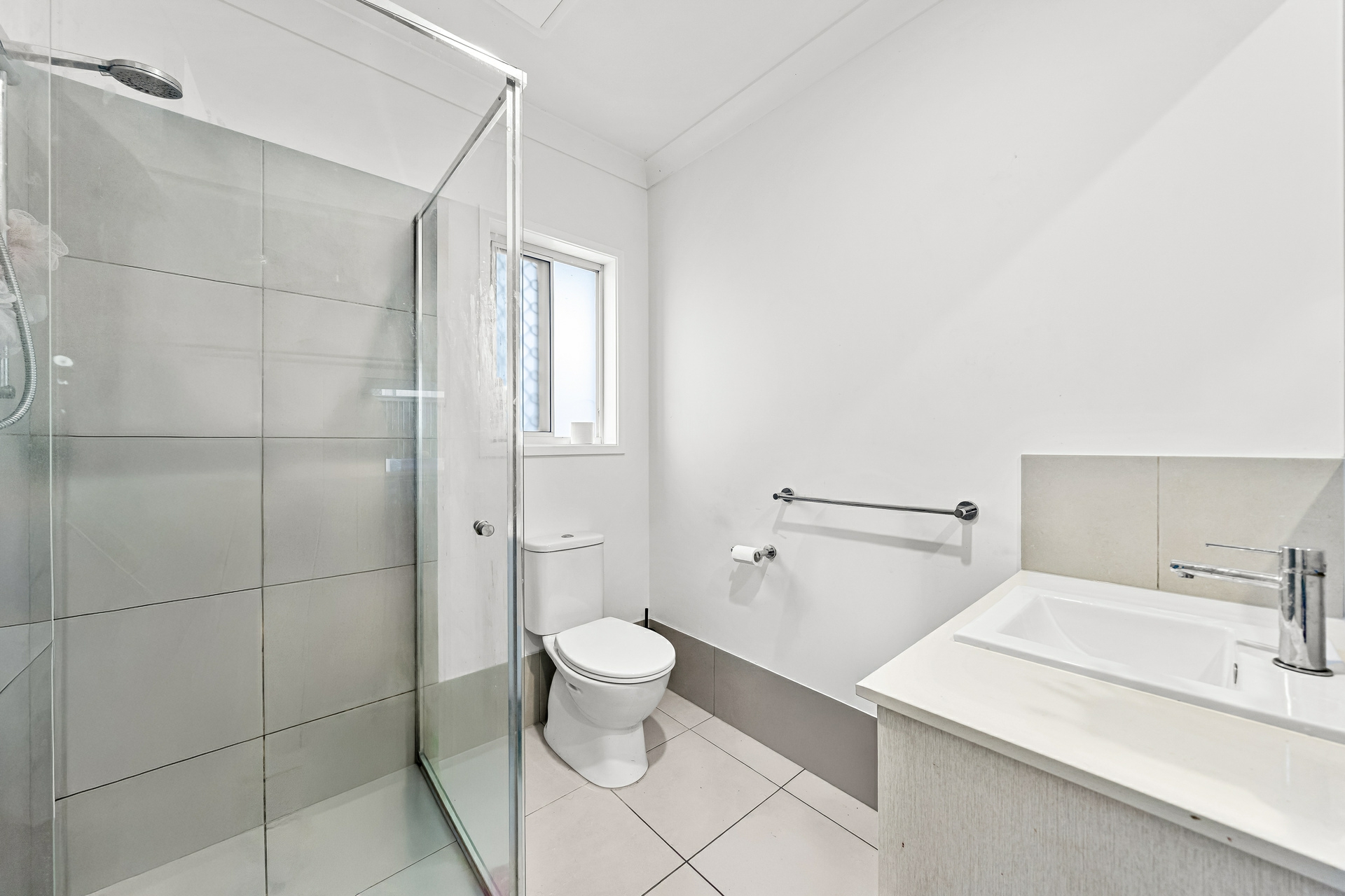 24 Atlantic Place — photo 7 of 12
