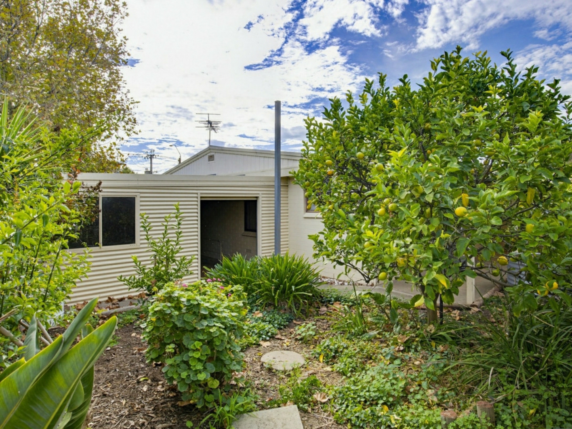 29 Kangarilla Road — photo 14 of 15