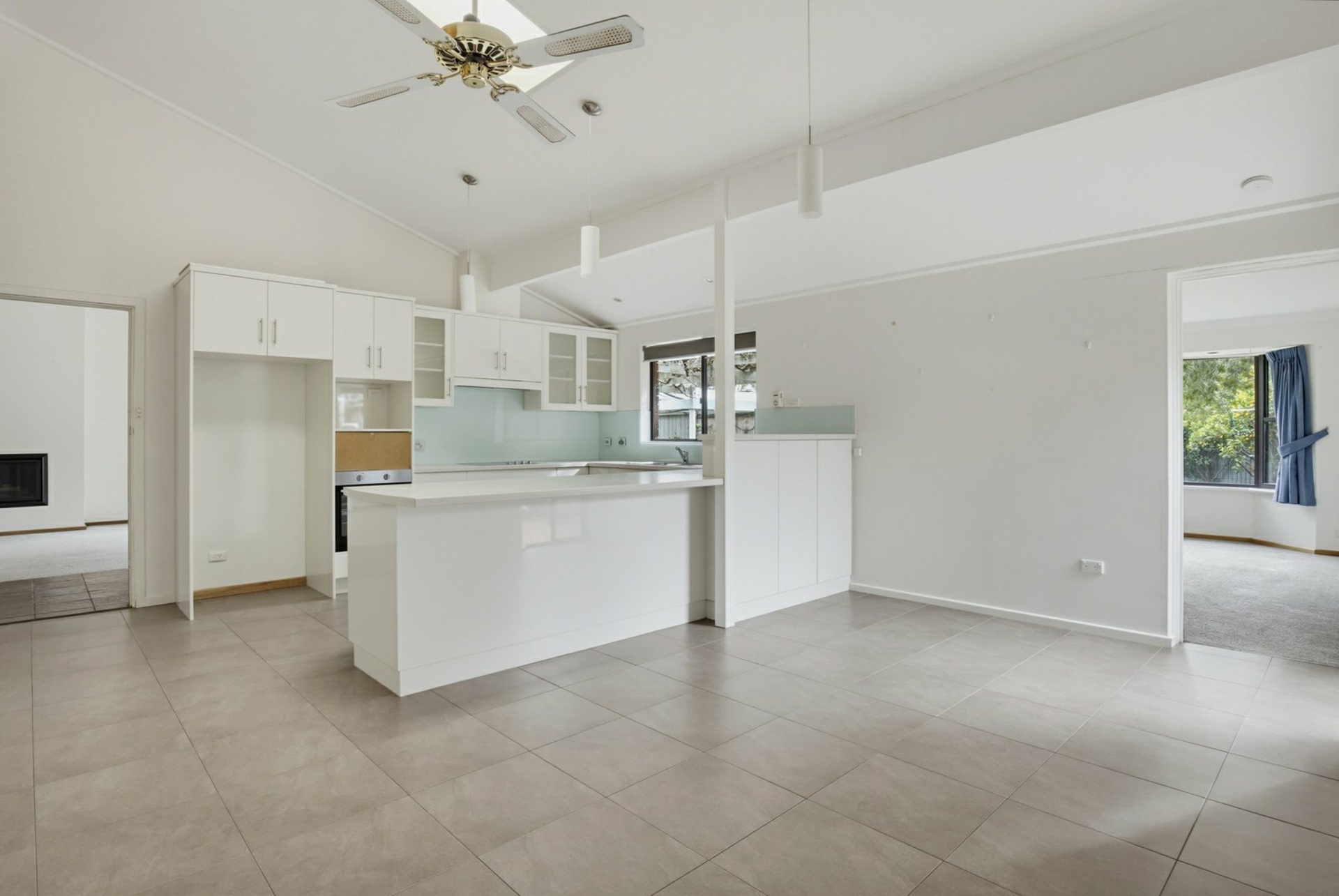 11 Lalina Street — photo 9 of 27