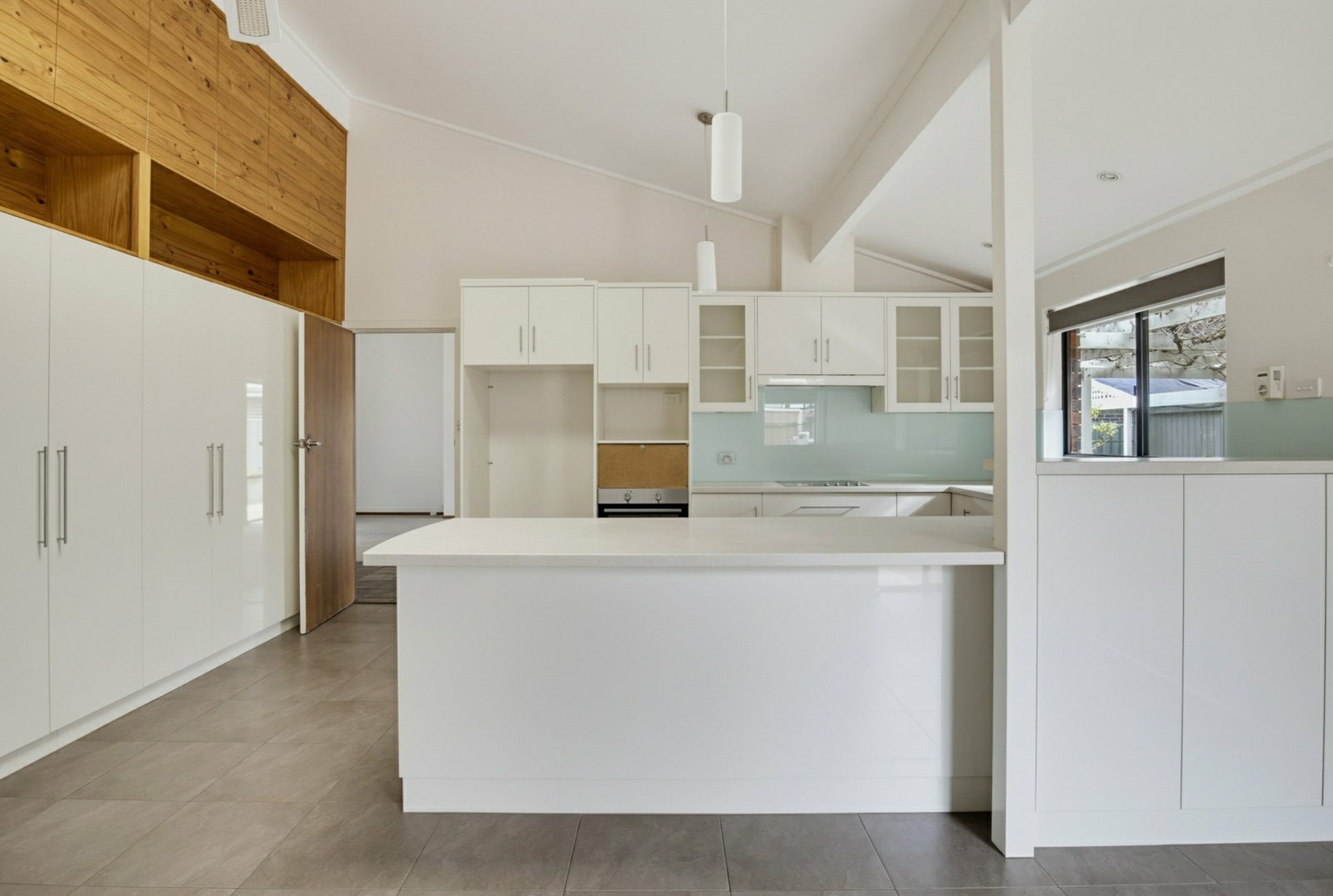 11 Lalina Street — photo 10 of 27
