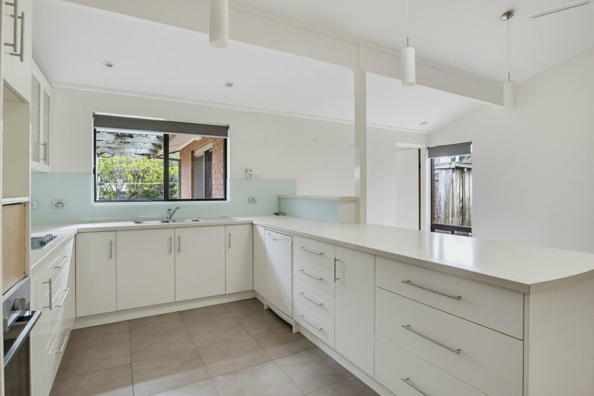 11 Lalina Street — photo 12 of 27