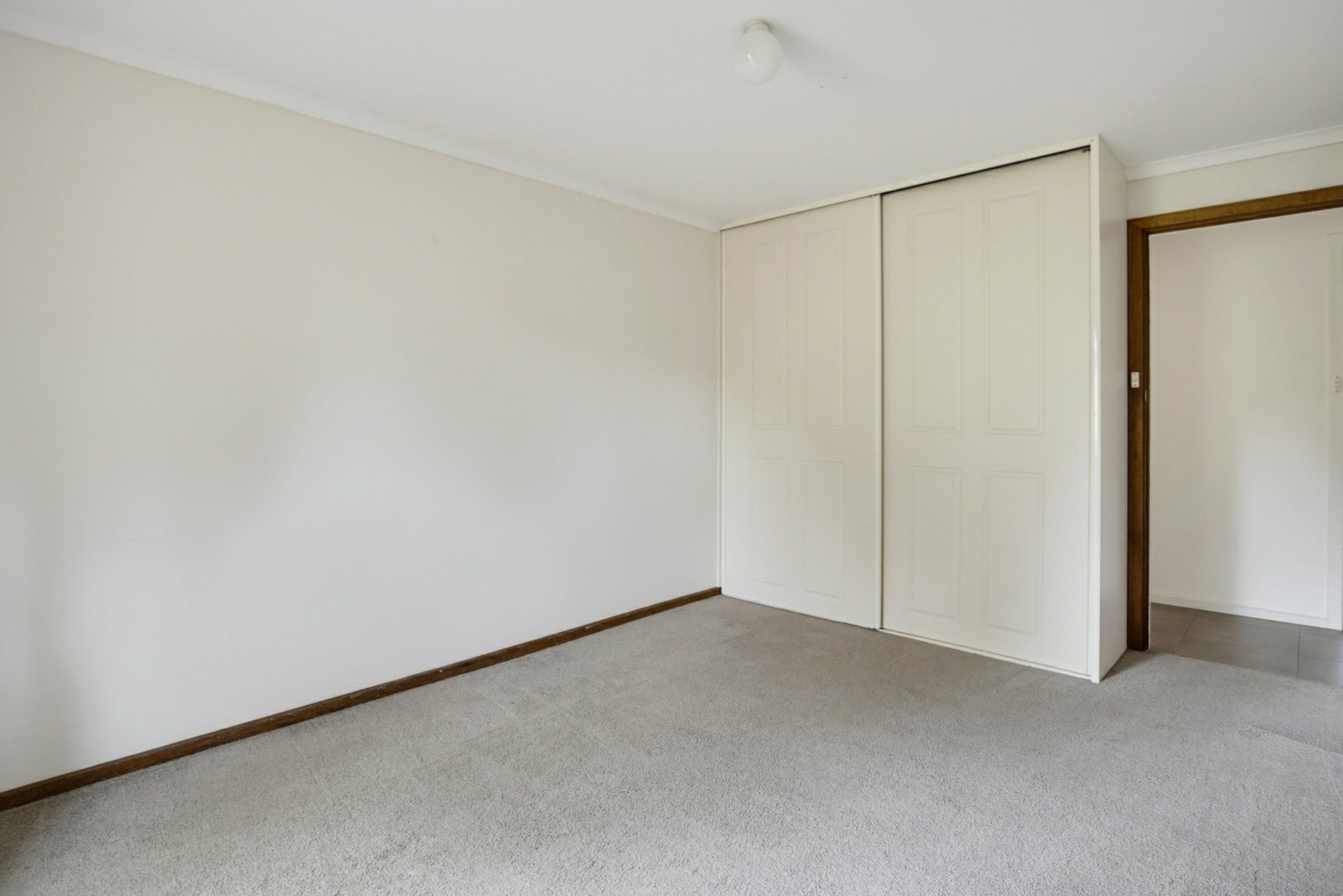 11 Lalina Street — photo 21 of 27