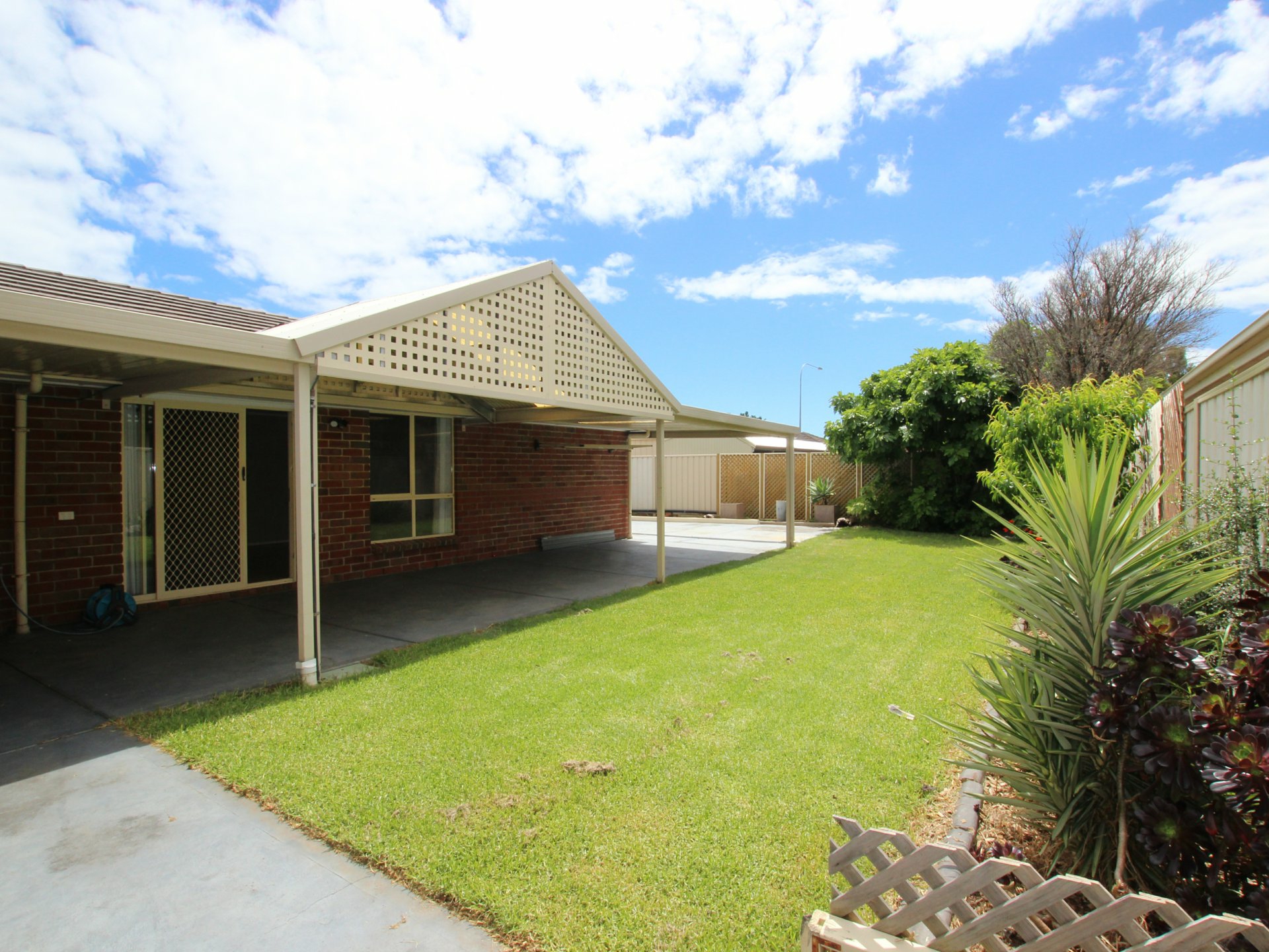 26 Barracoota Crescent — photo 16 of 16