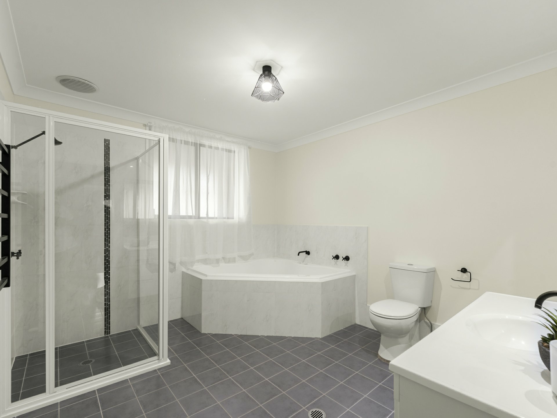 22 Albatross Road — photo 5 of 16