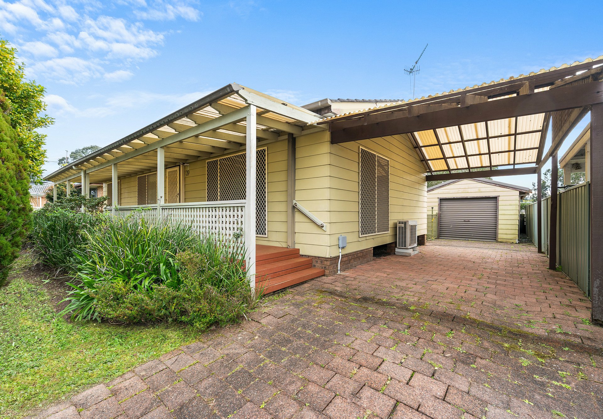 39 Thomas Walker Drive — photo from LJ Hooker Berkeley Vale