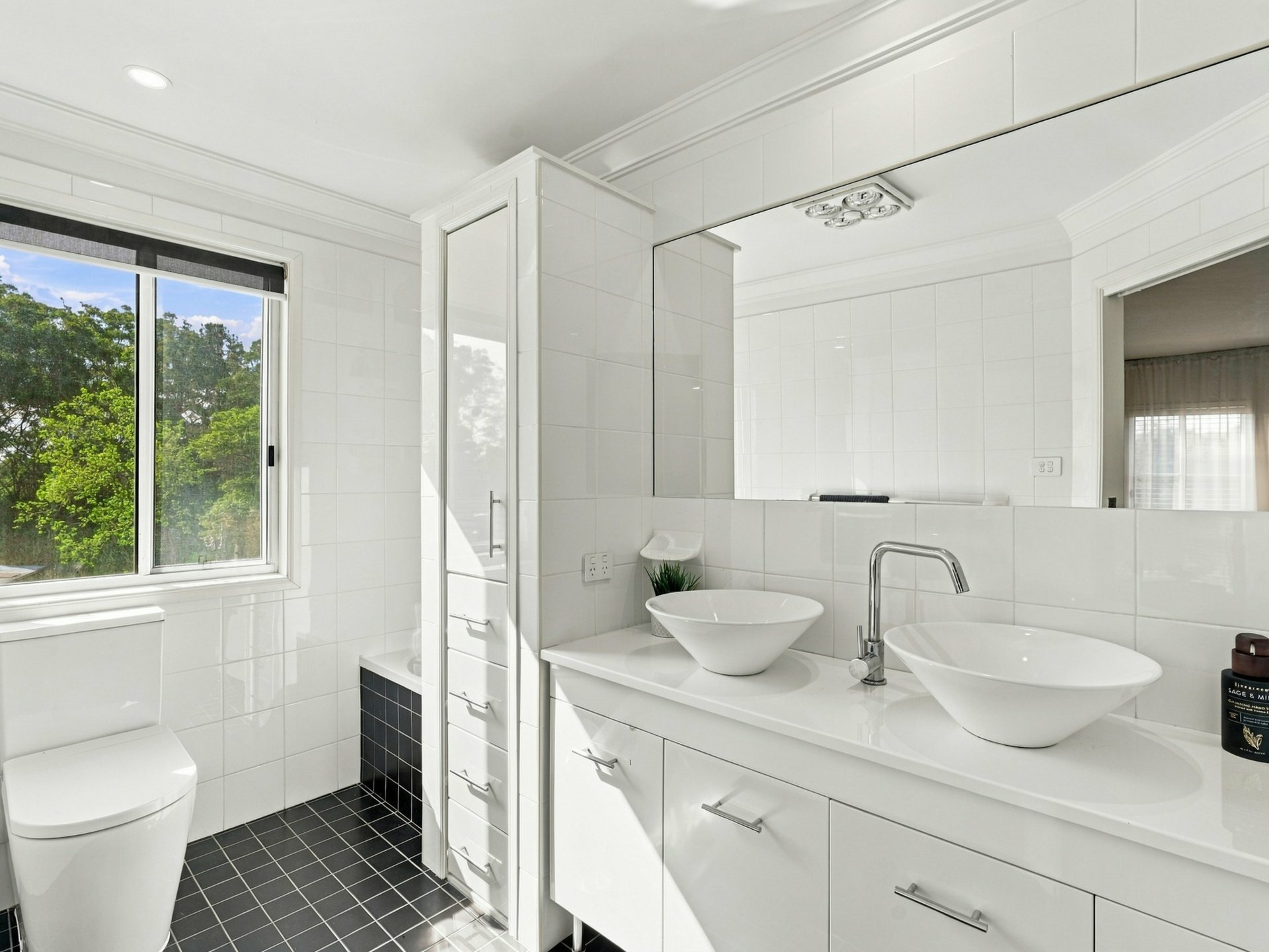 25 Stornaway Crescent — photo 15 of 23