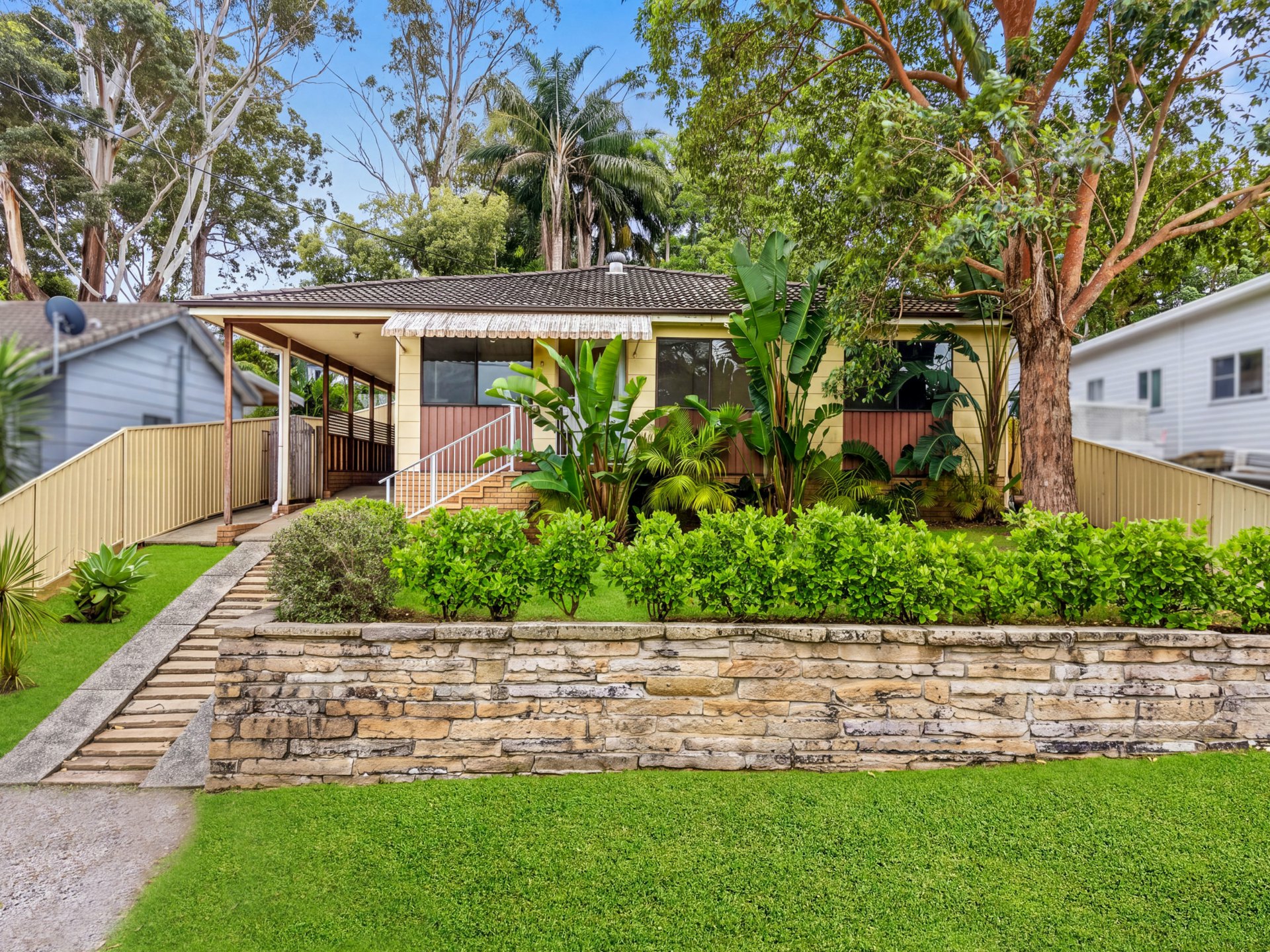 21 Shannon Parade — photo from LJ Hooker Berkeley Vale