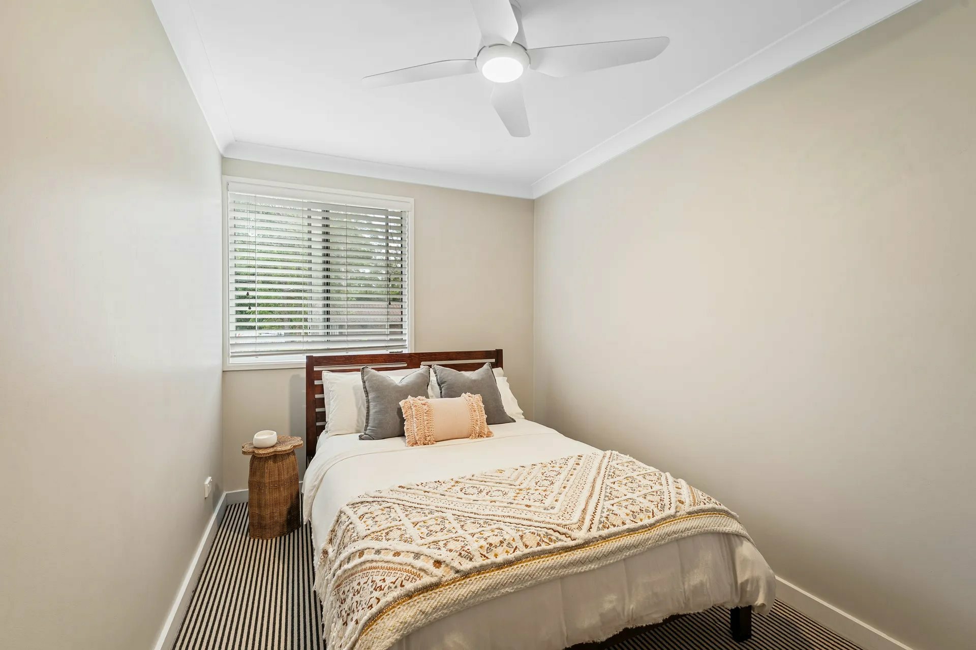 21 Judith Anne Drive — photo 5 of 7