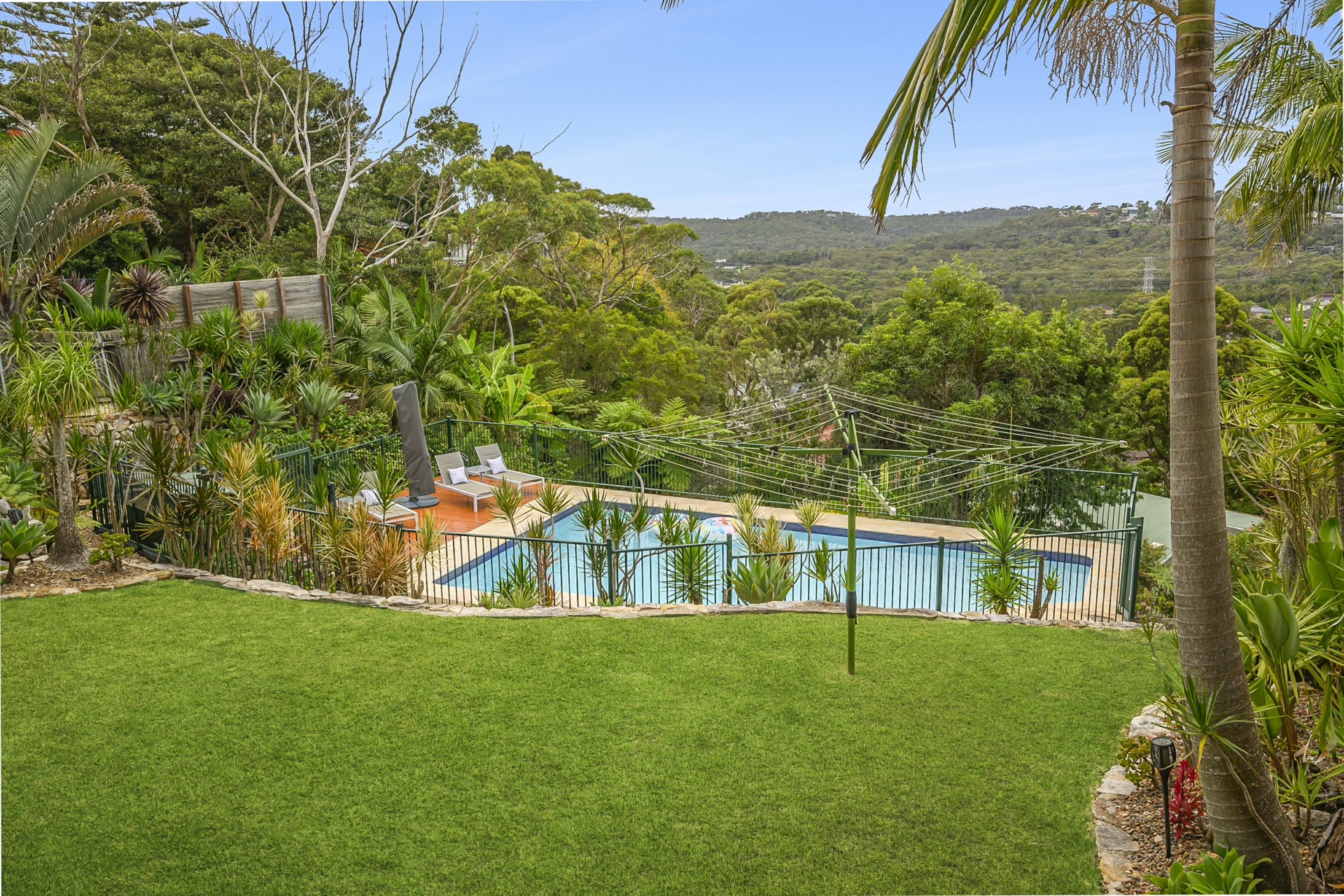 29 Jindabyne Street — photo 2 of 15