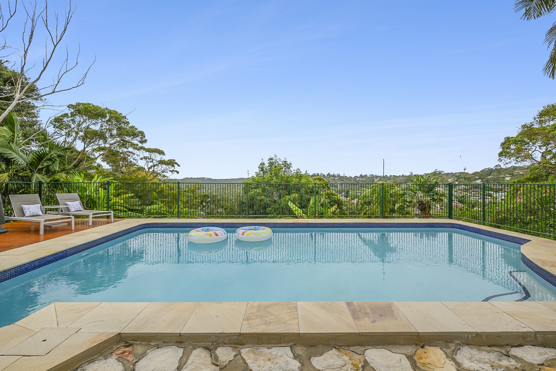 29 Jindabyne Street — photo 14 of 15