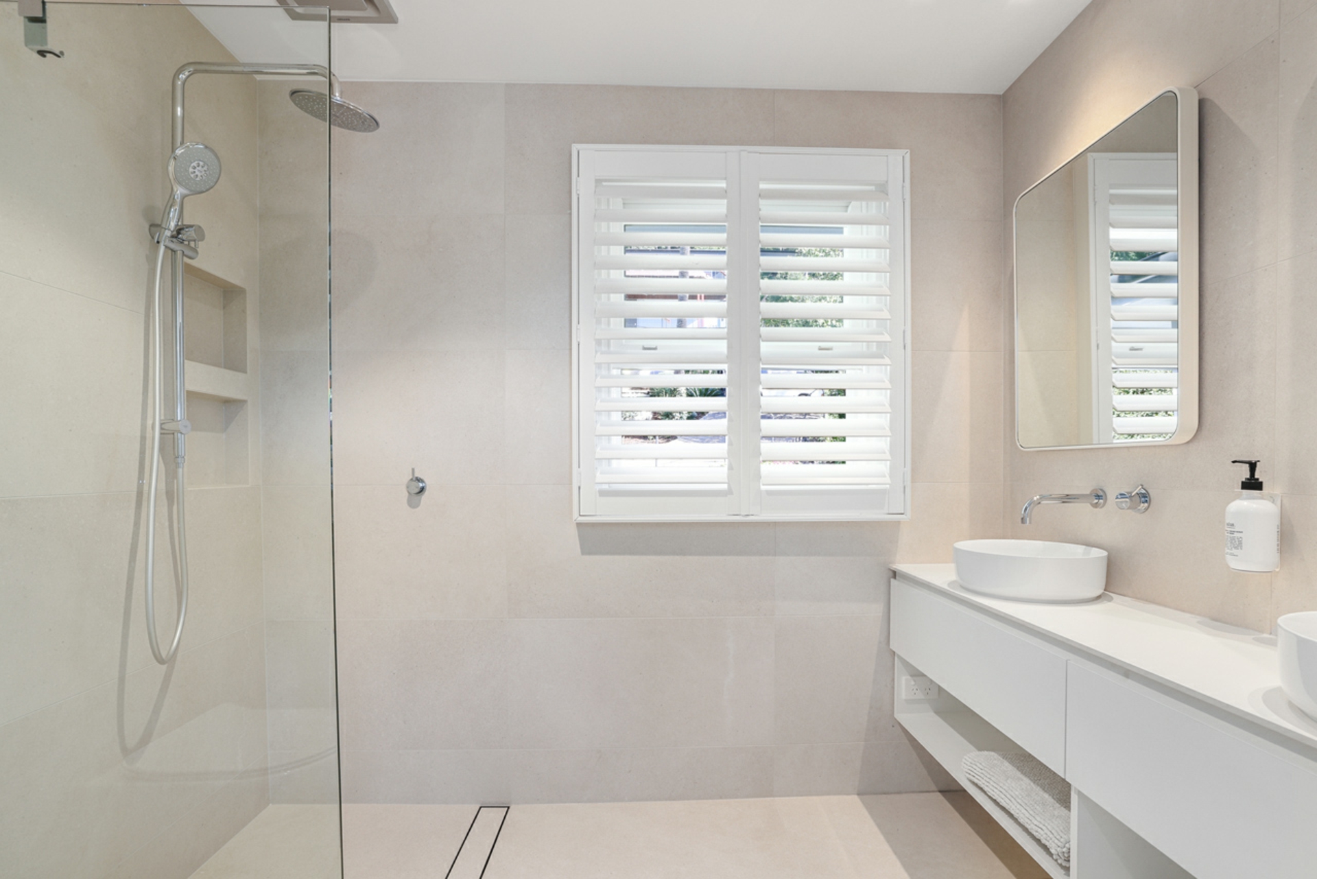 11 Corniche Road — photo 9 of 13