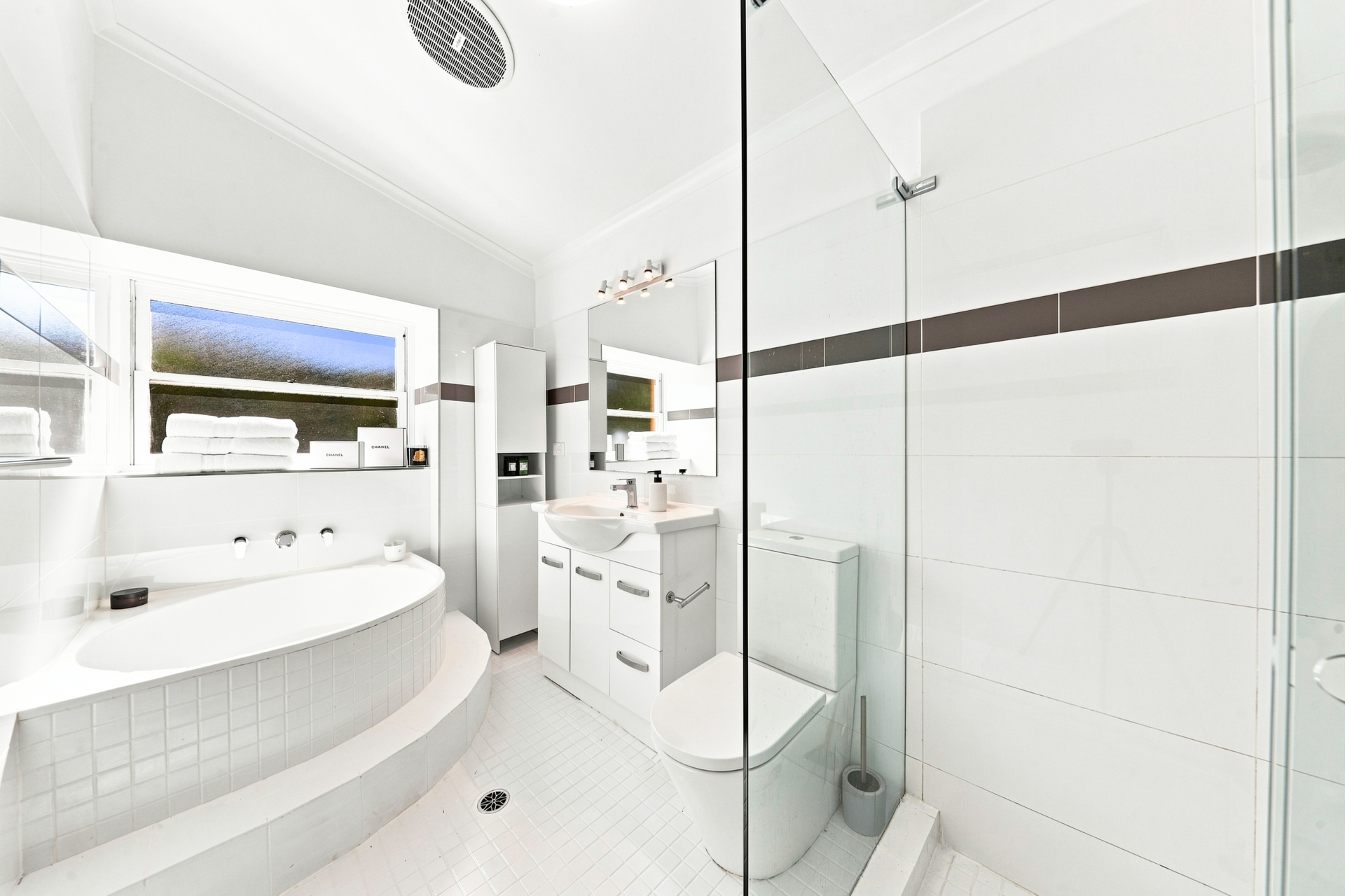 113 Ashworth Avenue — photo 13 of 24