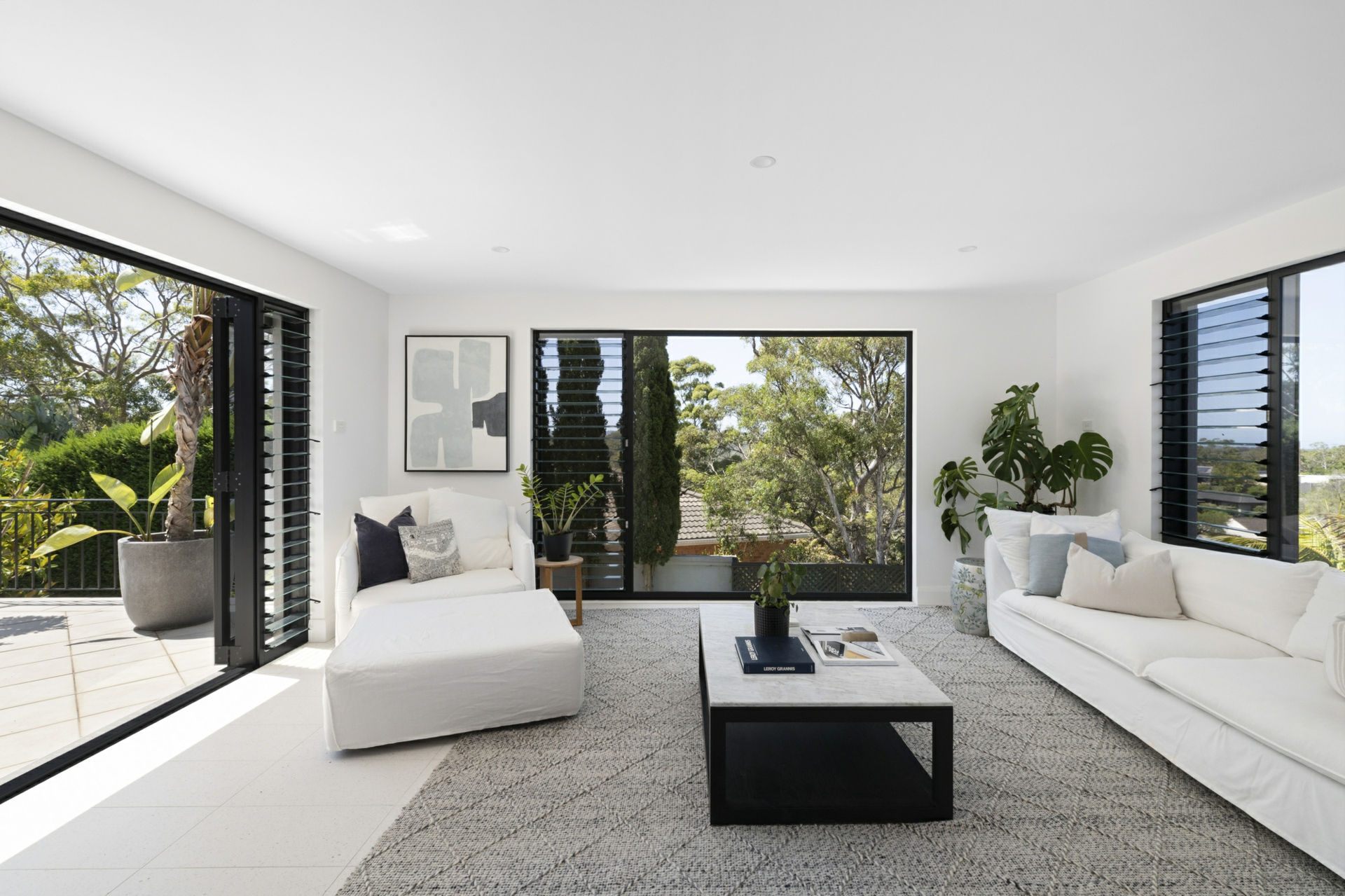 8 Lara Place — photo 5 of 13
