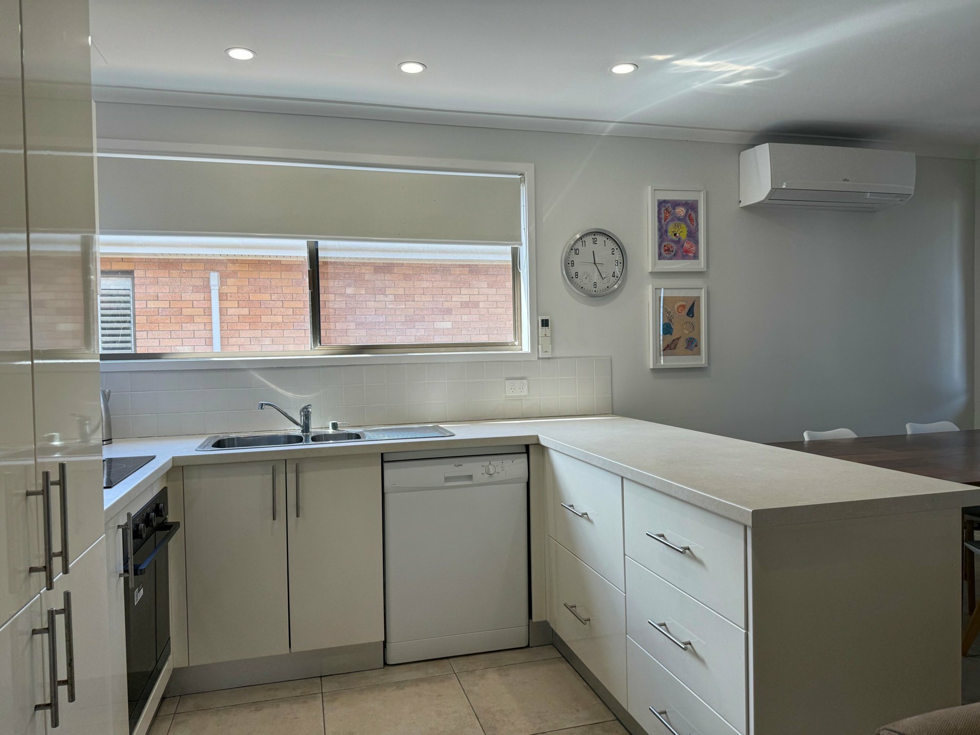 2/13 Plover Street — photo 3 of 5