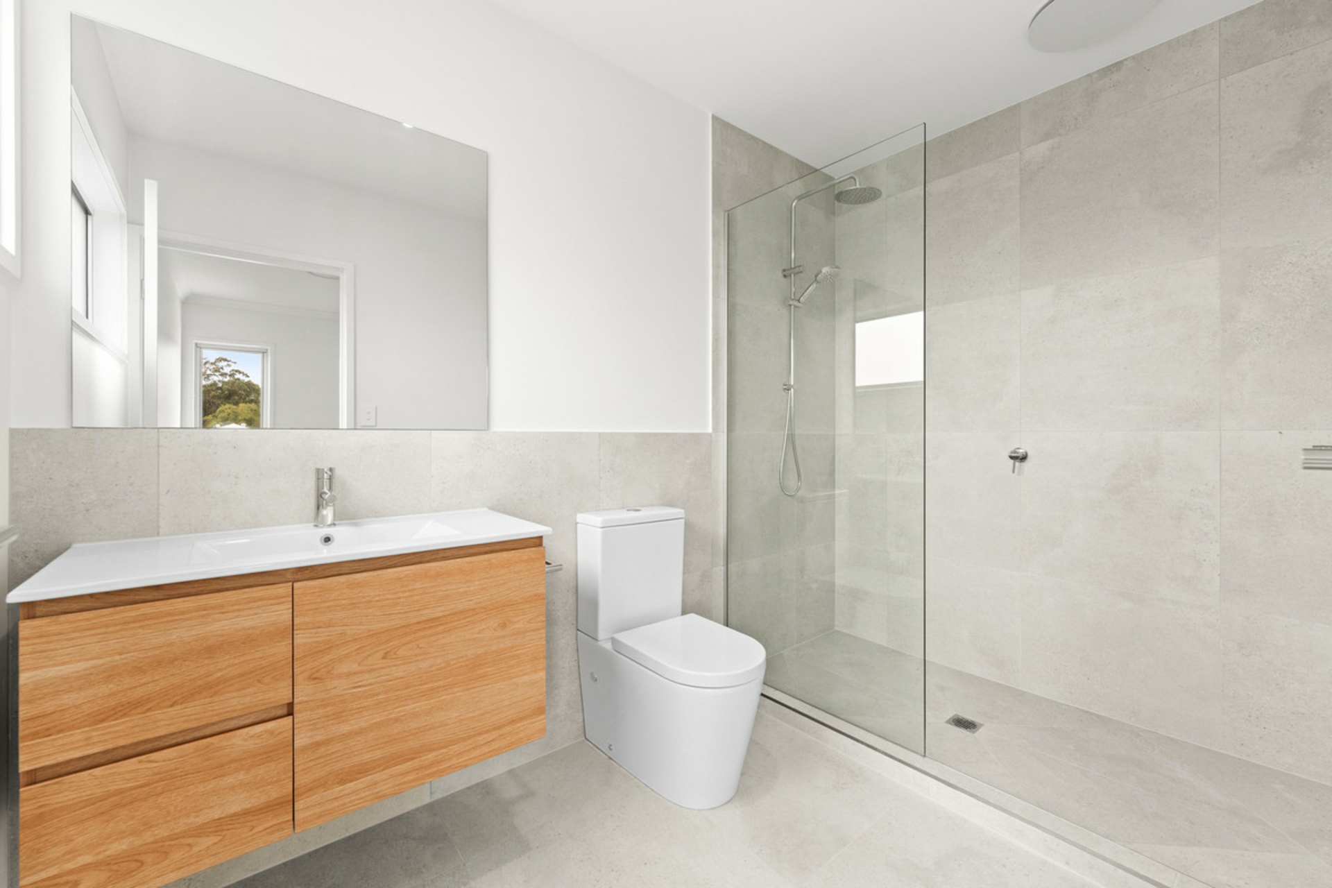 12 Midyim Terrace — photo 9 of 12