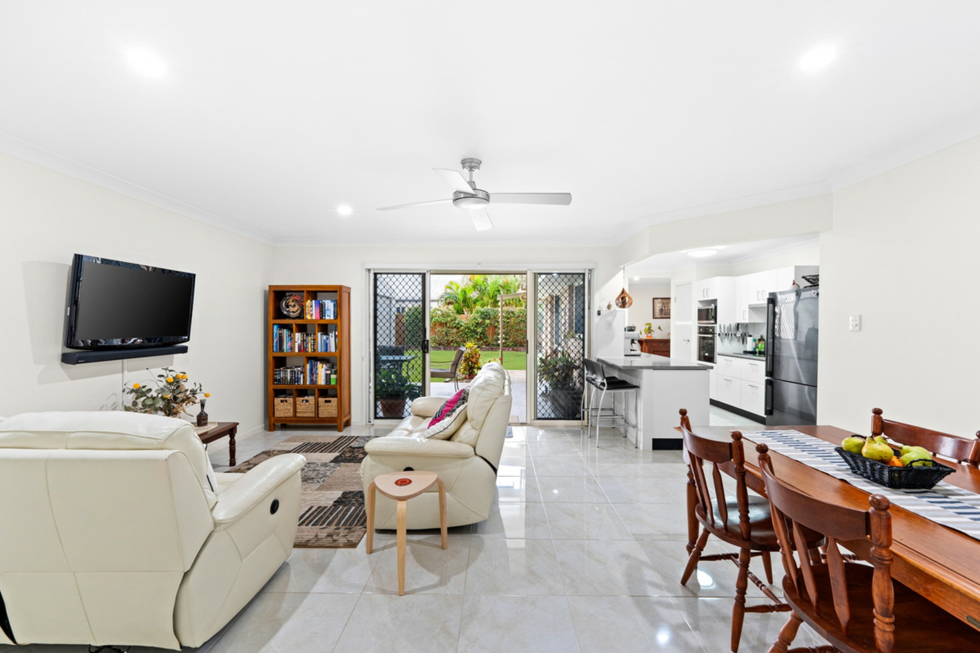 10 Coastal Avenue — photo 9 of 20
