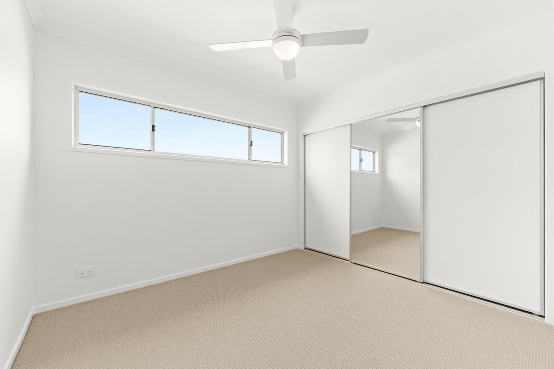 17 Cooloola Street — photo 5 of 11