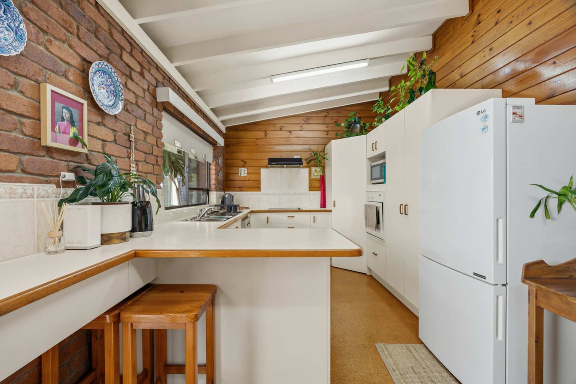 28 Oriole Avenue — photo 7 of 25