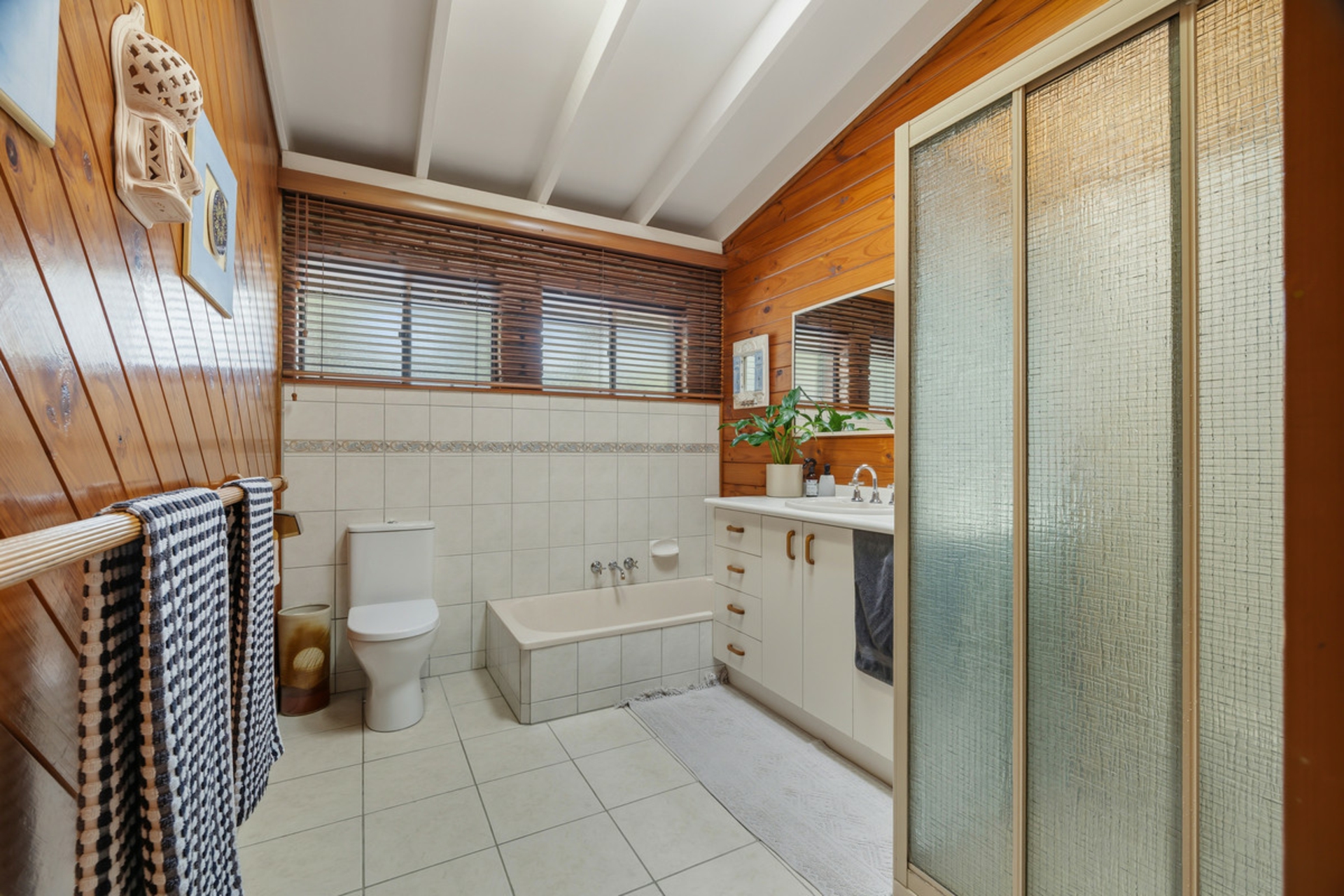 28 Oriole Avenue — photo 14 of 25