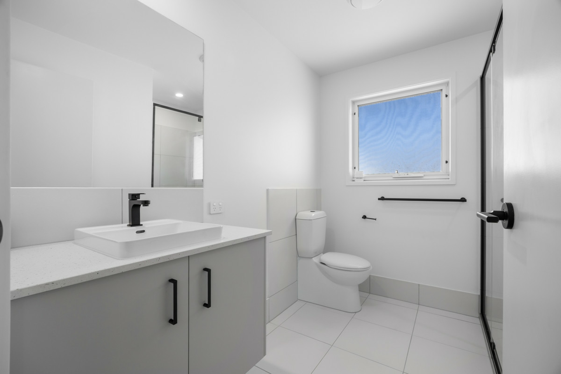 4 Clarence Way — photo 9 of 14