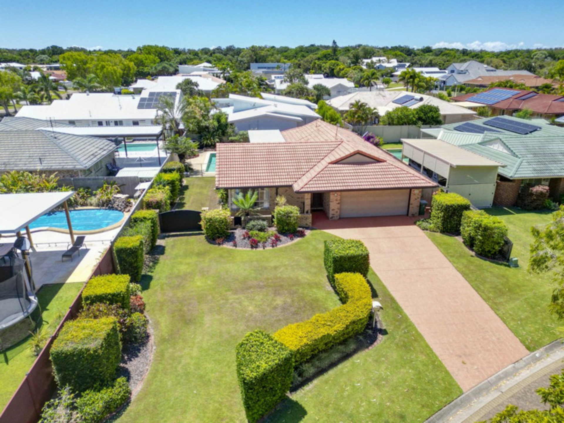 4 Cygnet Court — photo from LJ Hooker Caloundra | Aura