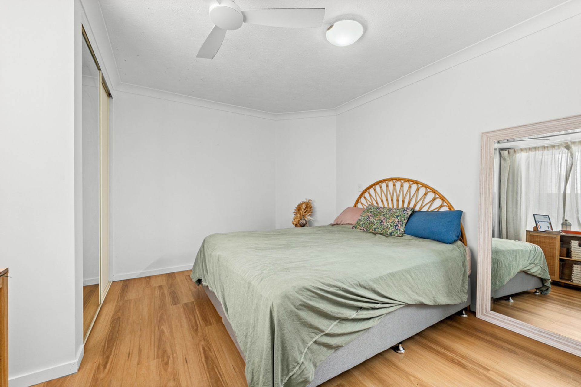 3120/36 Browning Boulevard — photo 10 of 16