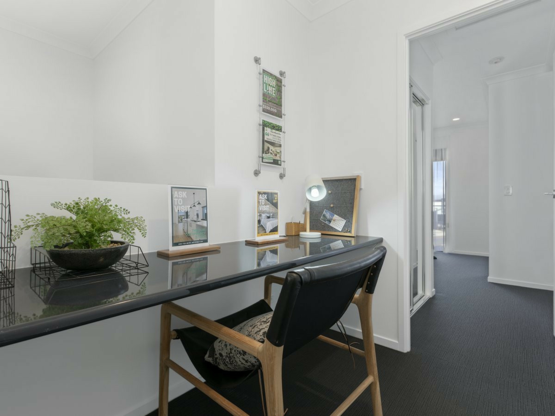 29 Leslie Crescent — photo 11 of 15